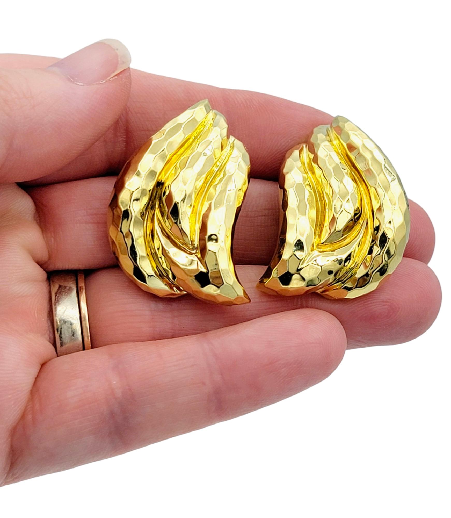 Henry Dunay Hammered Finish Large Clip-on Earrings Set in 18 Karat Yellow Gold For Sale 4