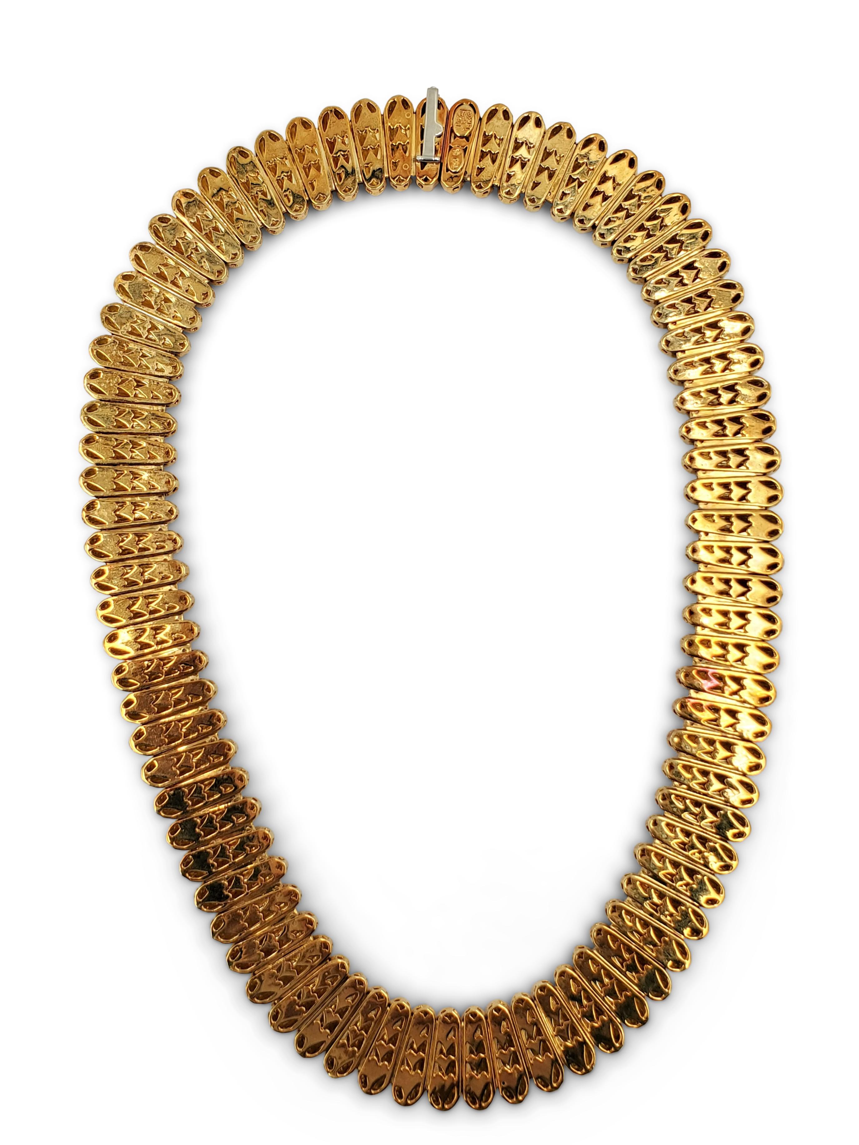Henry Dunay Hammered Gold Necklace In Excellent Condition In New York, NY