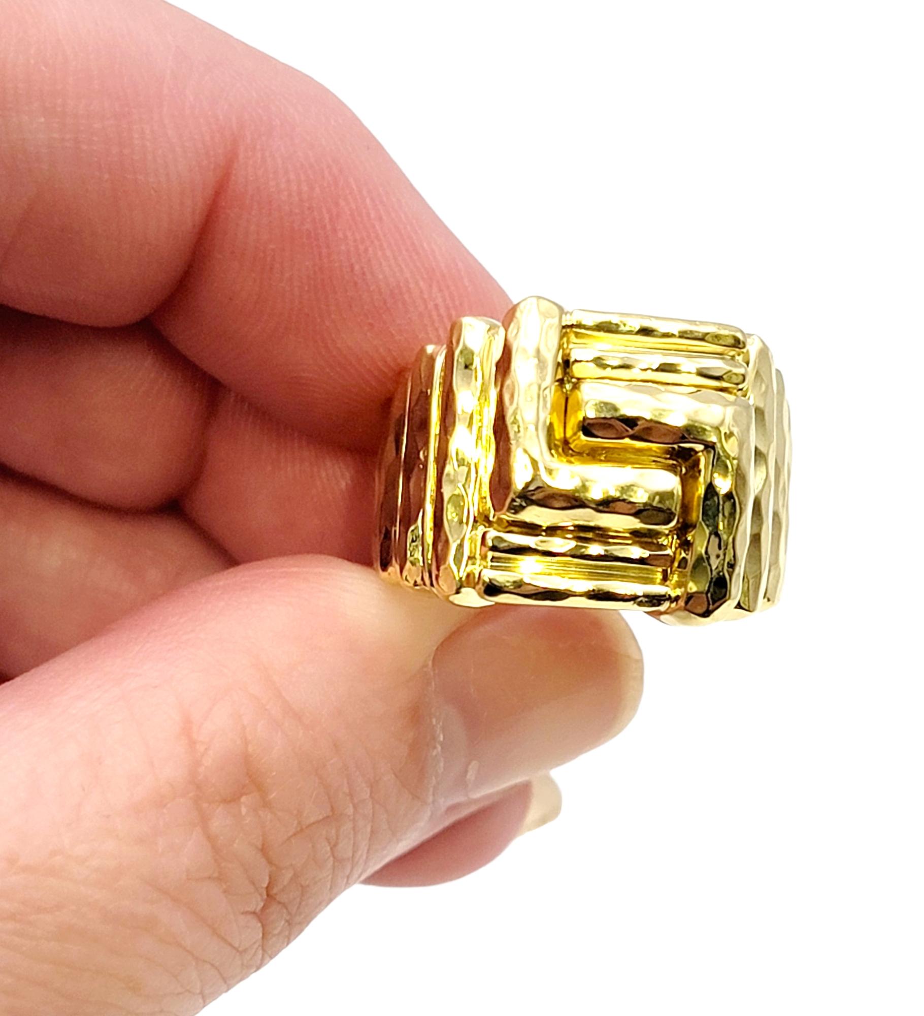 Henry Dunay Hammered Textured Geometric Band Ring in 18 Karat Yellow Gold For Sale 2