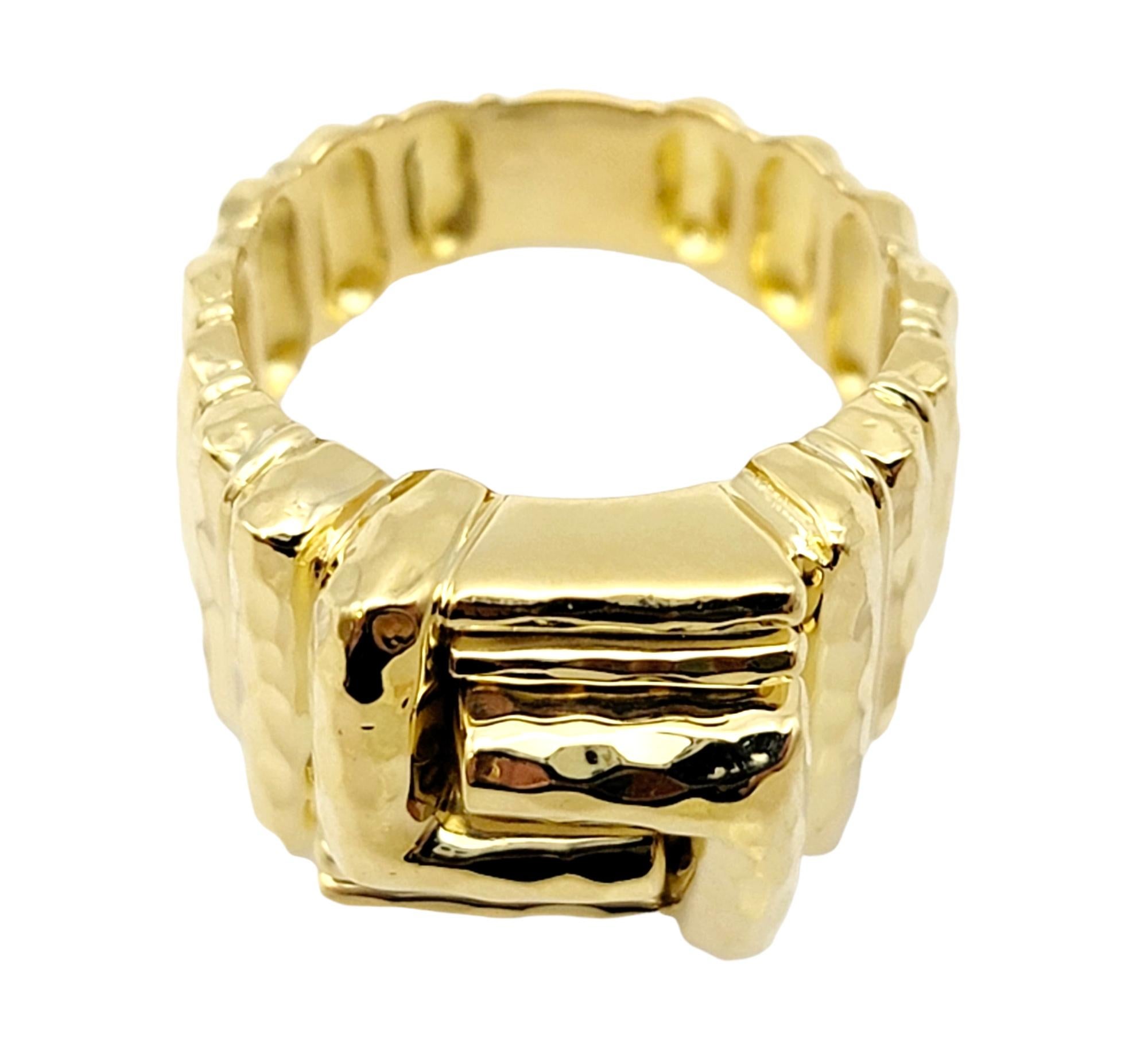 Modern Henry Dunay Hammered Textured Geometric Band Ring in 18 Karat Yellow Gold For Sale