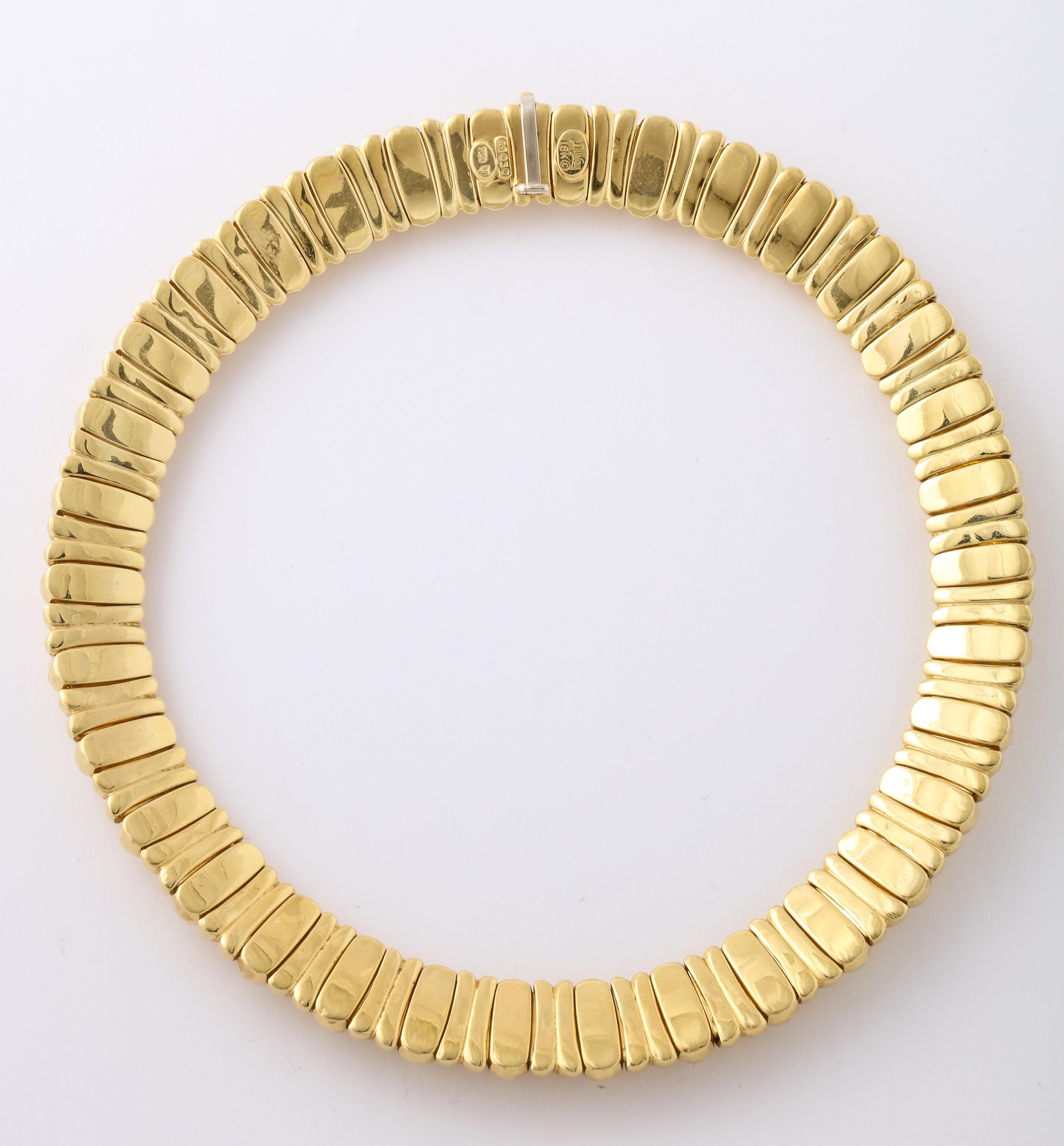 Henry Dunay Hammered Yellow Gold Collar Necklace In Good Condition In New York, NY