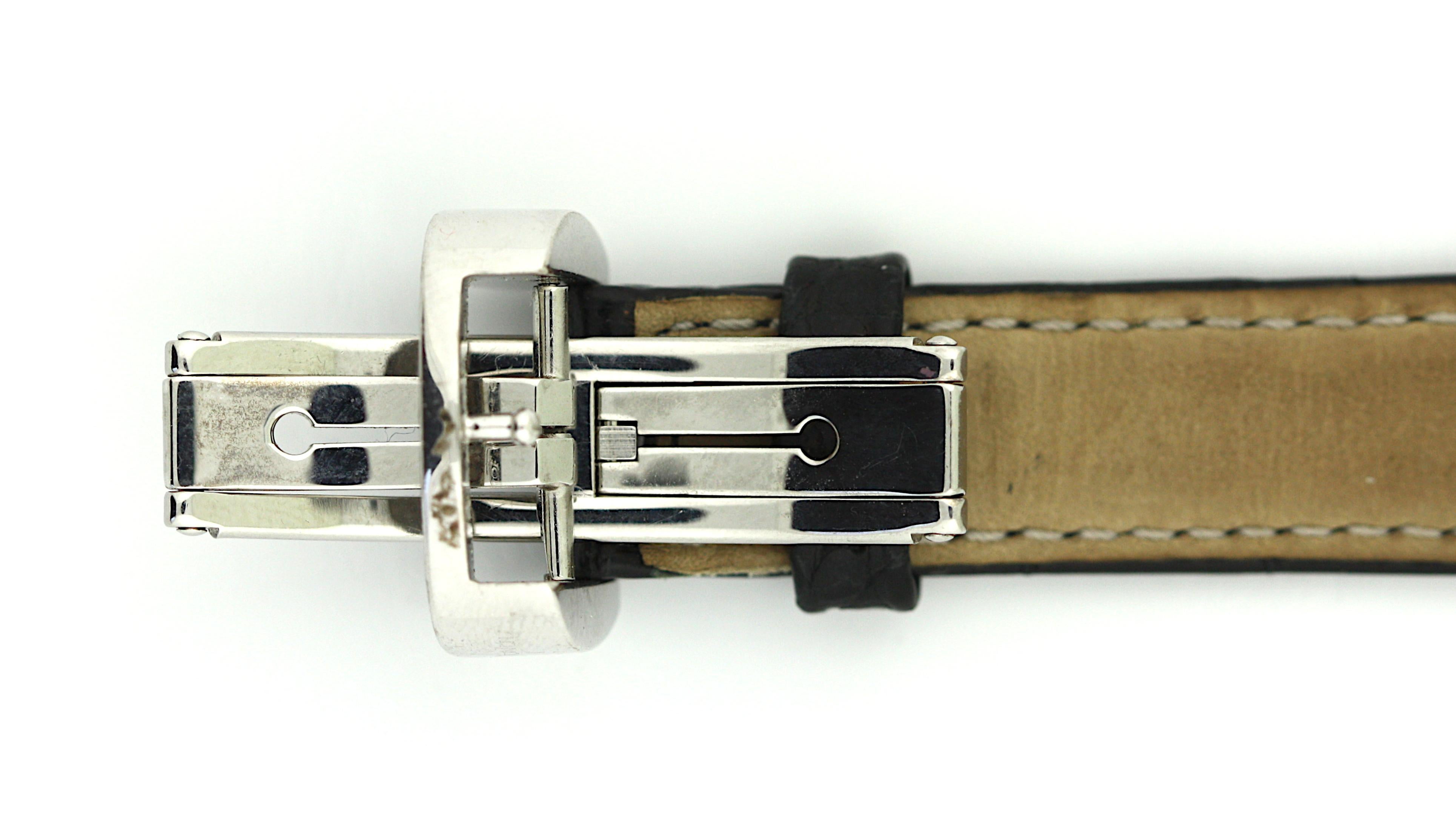 Henry Dunay Ladies’ 18K White Gold Diamond-Set Wristwatch In Good Condition For Sale In Palm Beach, FL