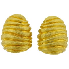 Henry Dunay Large Brushed Gold Bee Hive Earrings
