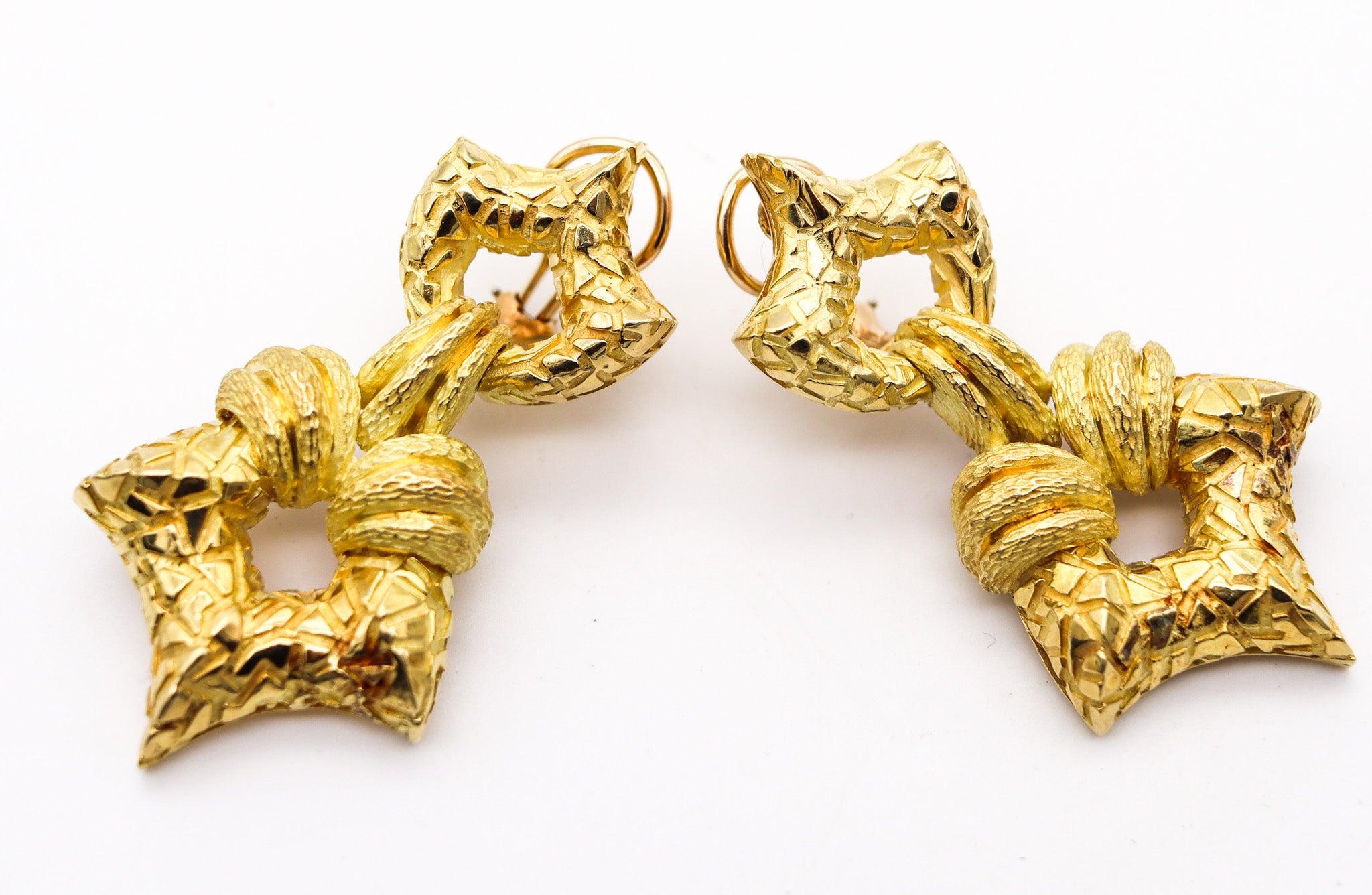 Women's HENRY DUNAY New York Door Knockers Drop Earrings In Solid 18Kt Yellow Gold For Sale