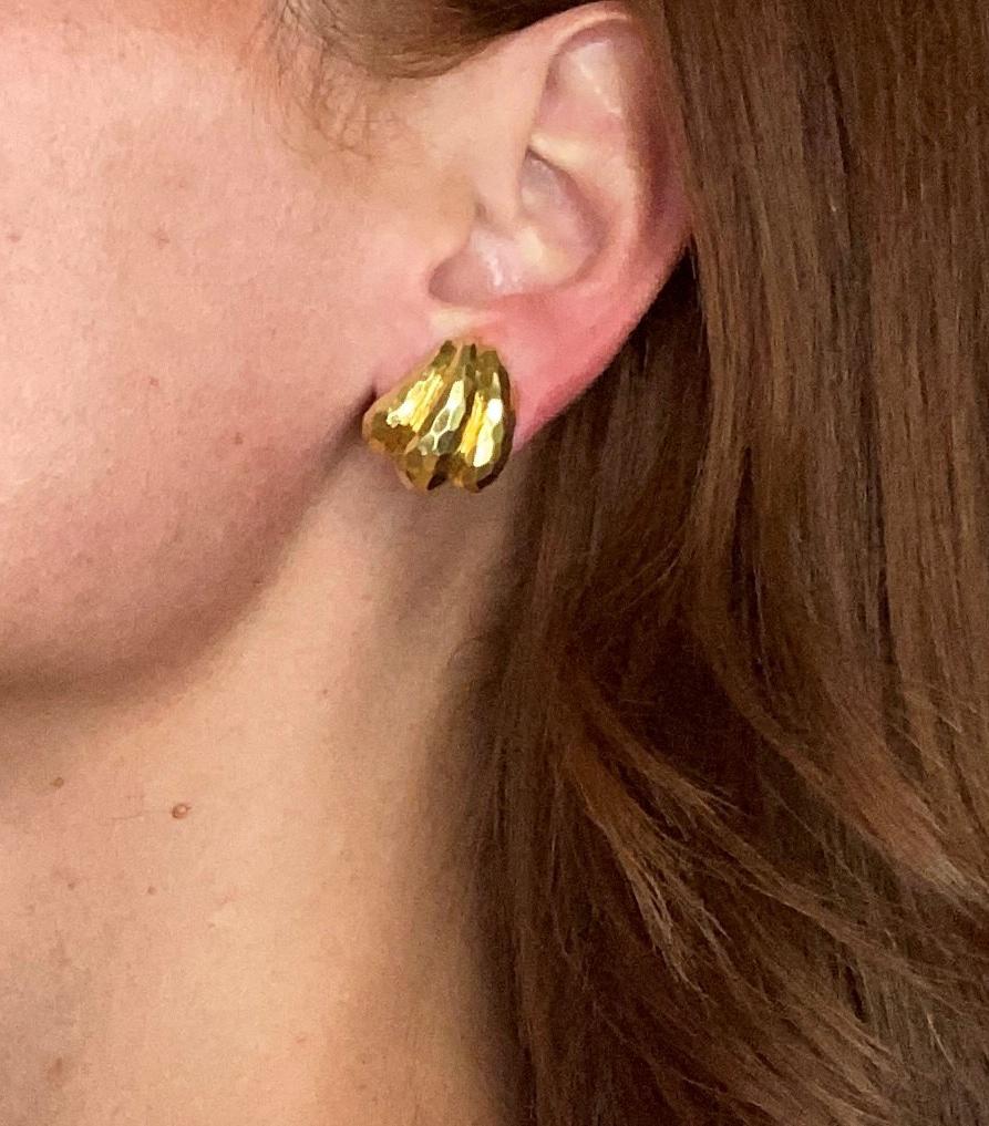 Henry Dunay New York Faceted Hammered Earrings in Textured 18kt Yellow Gold 2