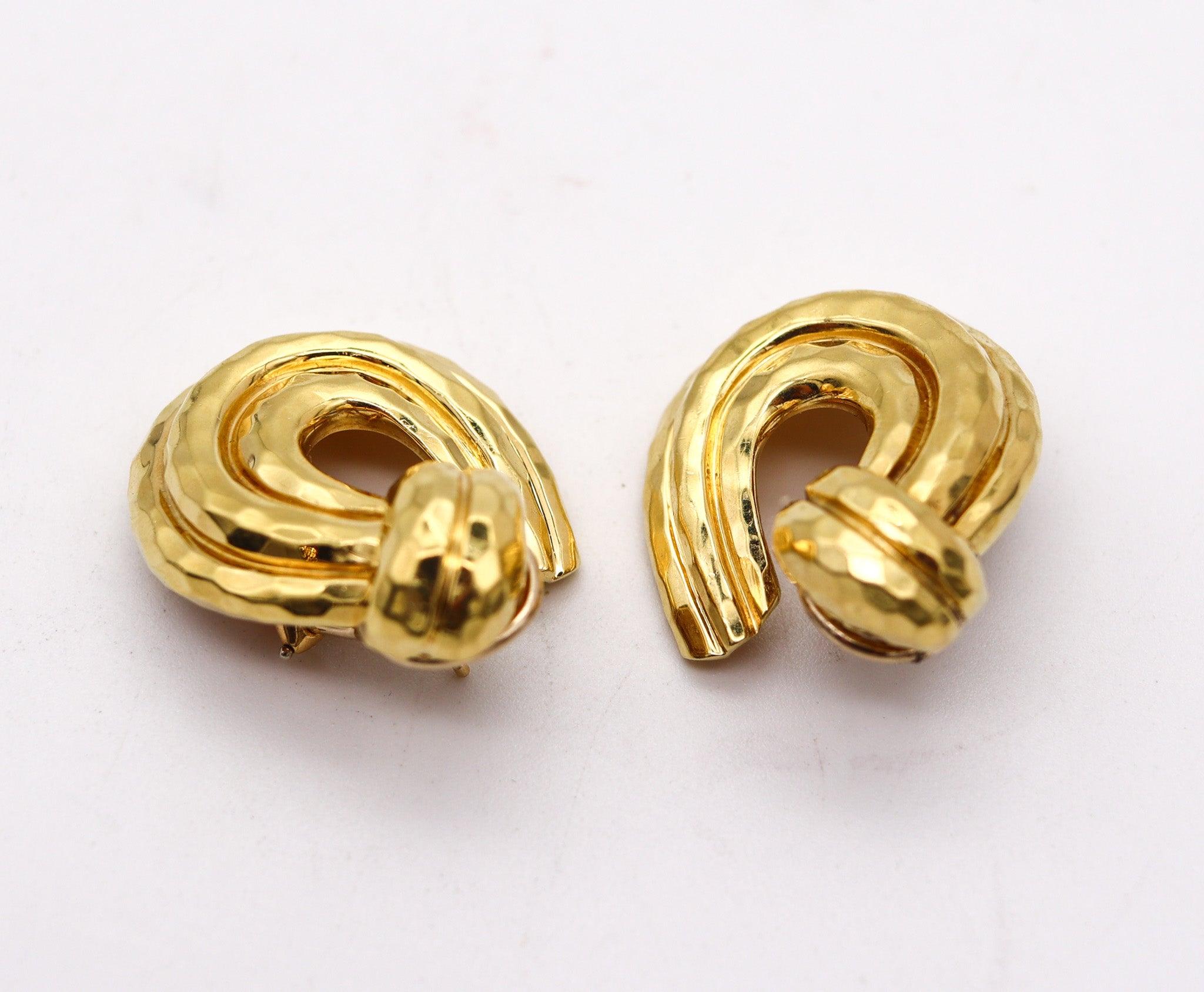 HENRY DUNAY New York Créoles à facettes en or jaune massif 18 carats Pour femmes en vente