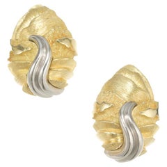 Henry Dunay Boucles d'oreilles tourbillon en or jaune et platine