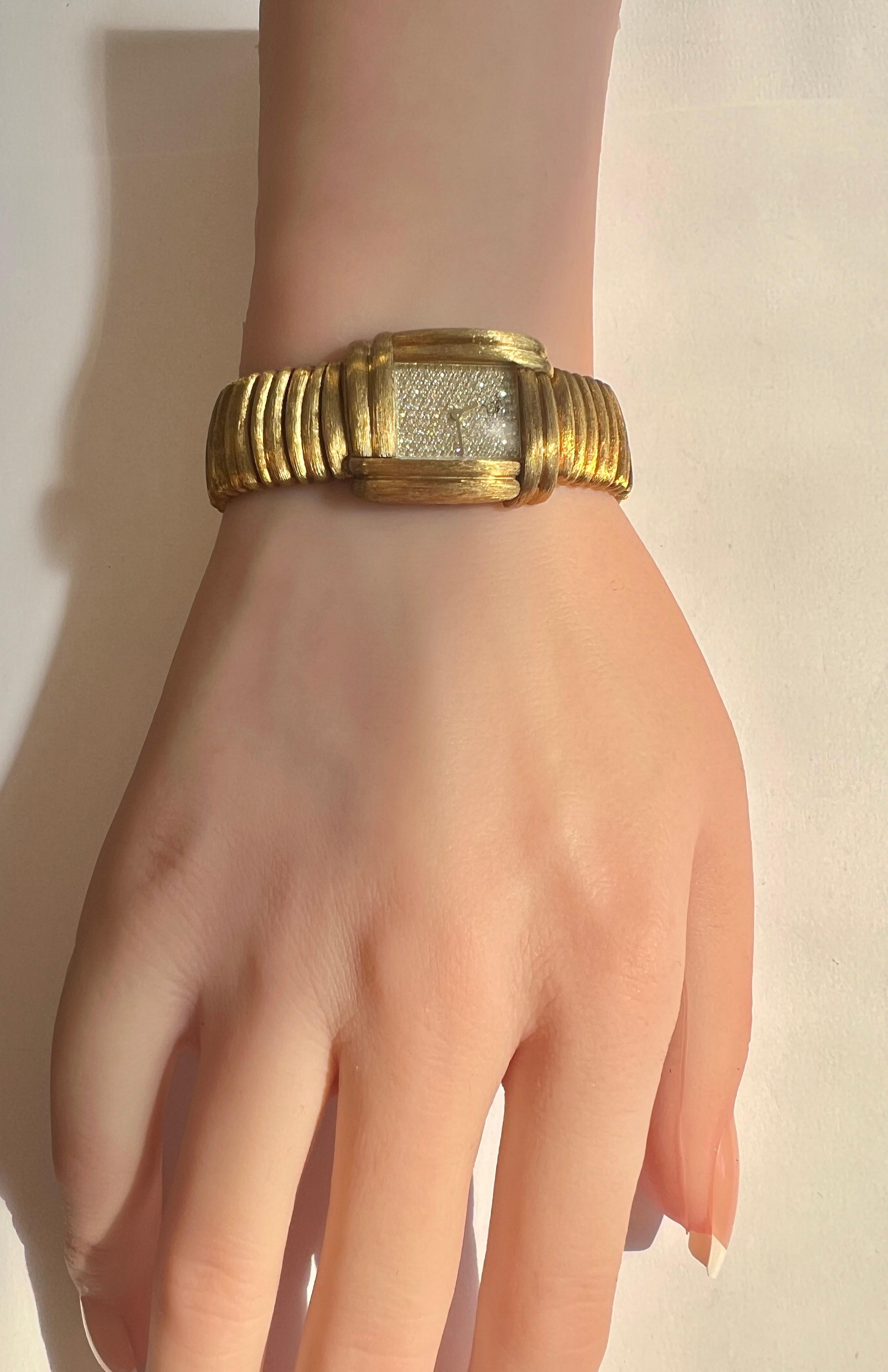 Orologio con diamanti in oro 18k di Henry Dunay 