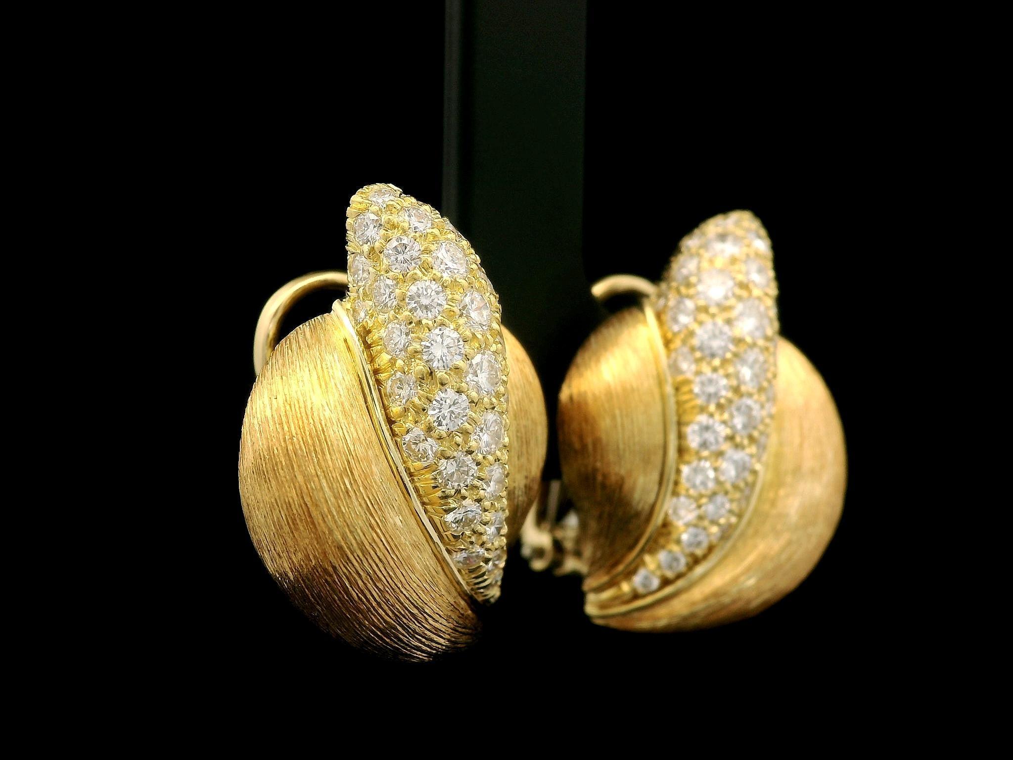 Women's Henry Dunay Sabi 18k Yellow Gold Diamond Brushed Flame Clip on Earrings For Sale
