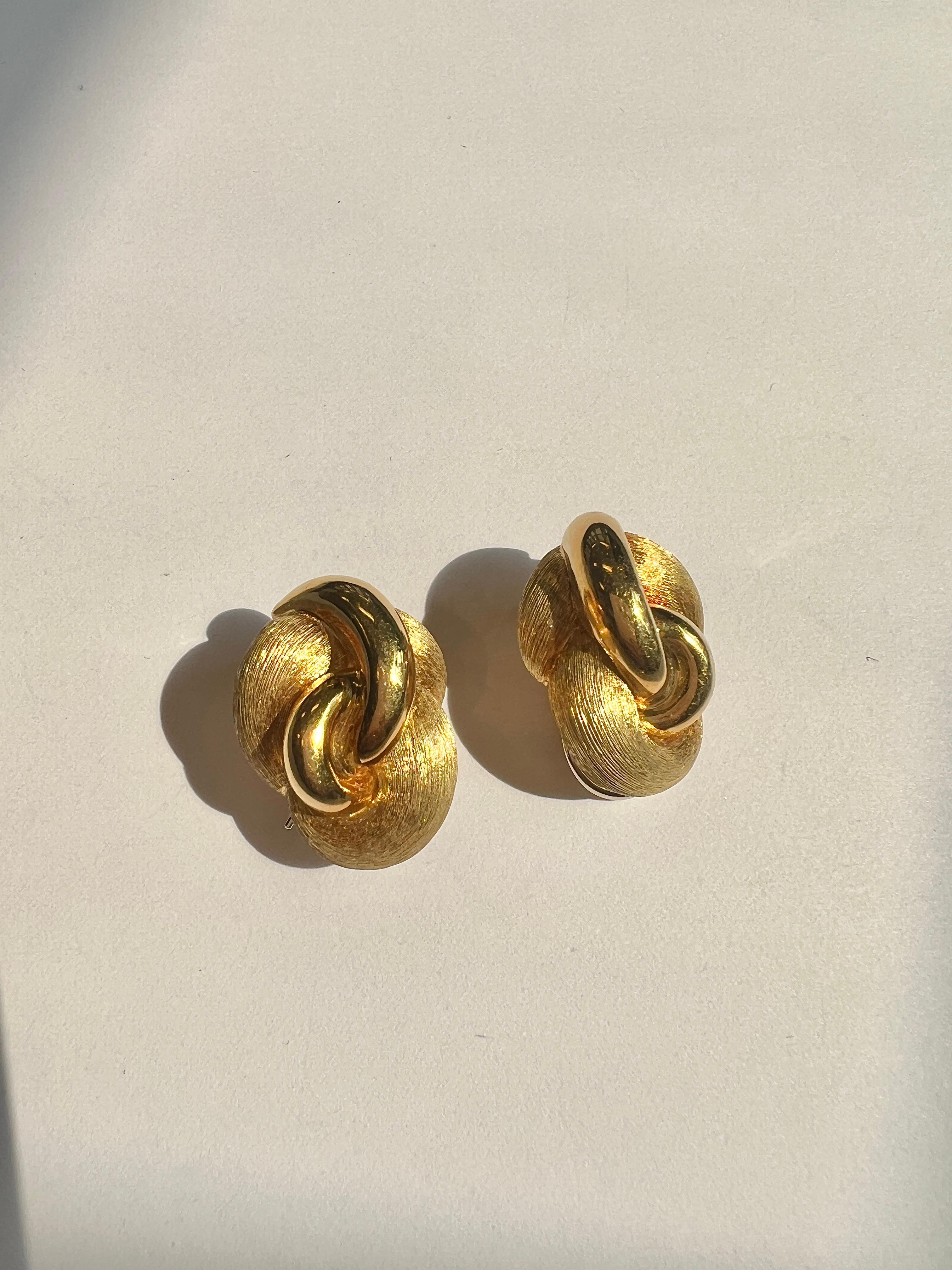 Henry Dunay 'sabi' Finish 18k Yellow Gold Knot Earrings For Sale 2