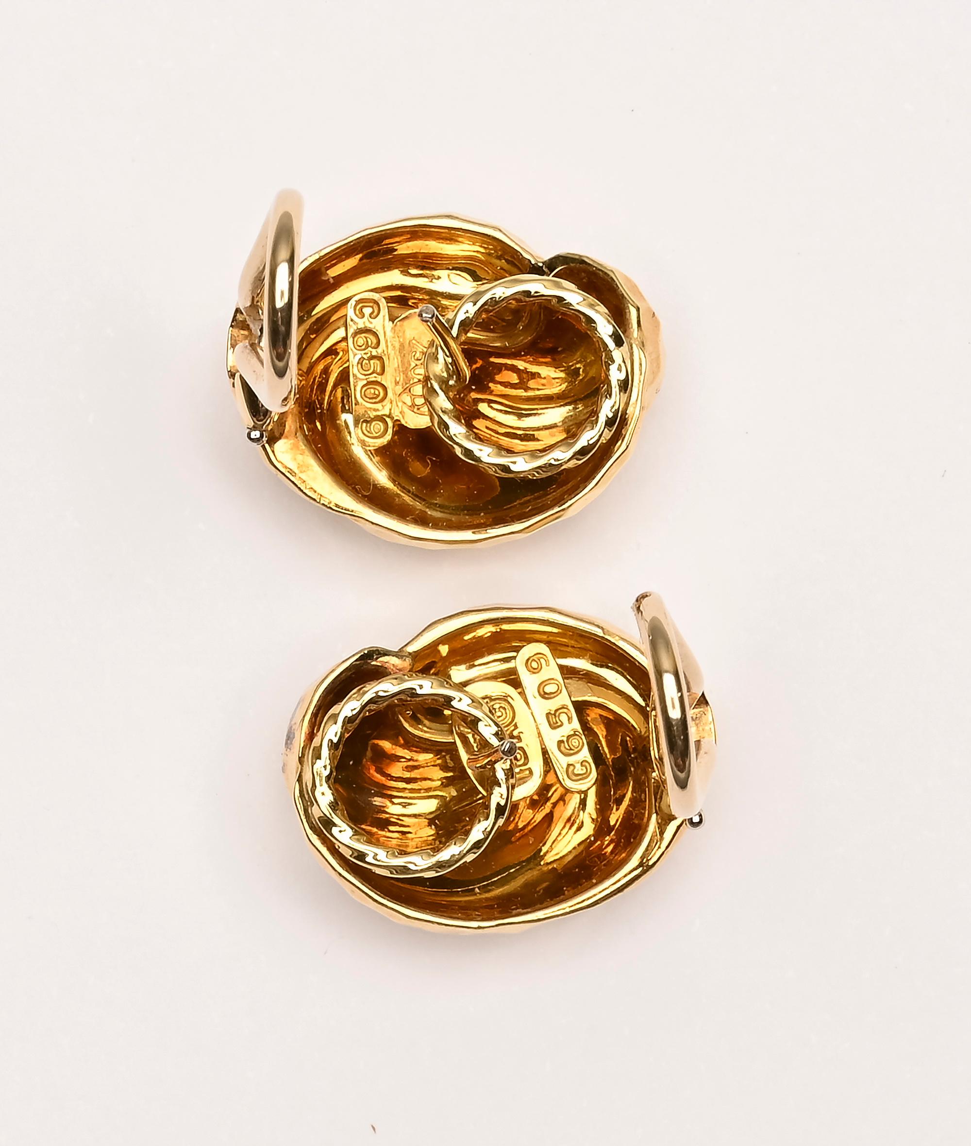 Henry Dunay Small Knot Earrings In Excellent Condition For Sale In Darnestown, MD