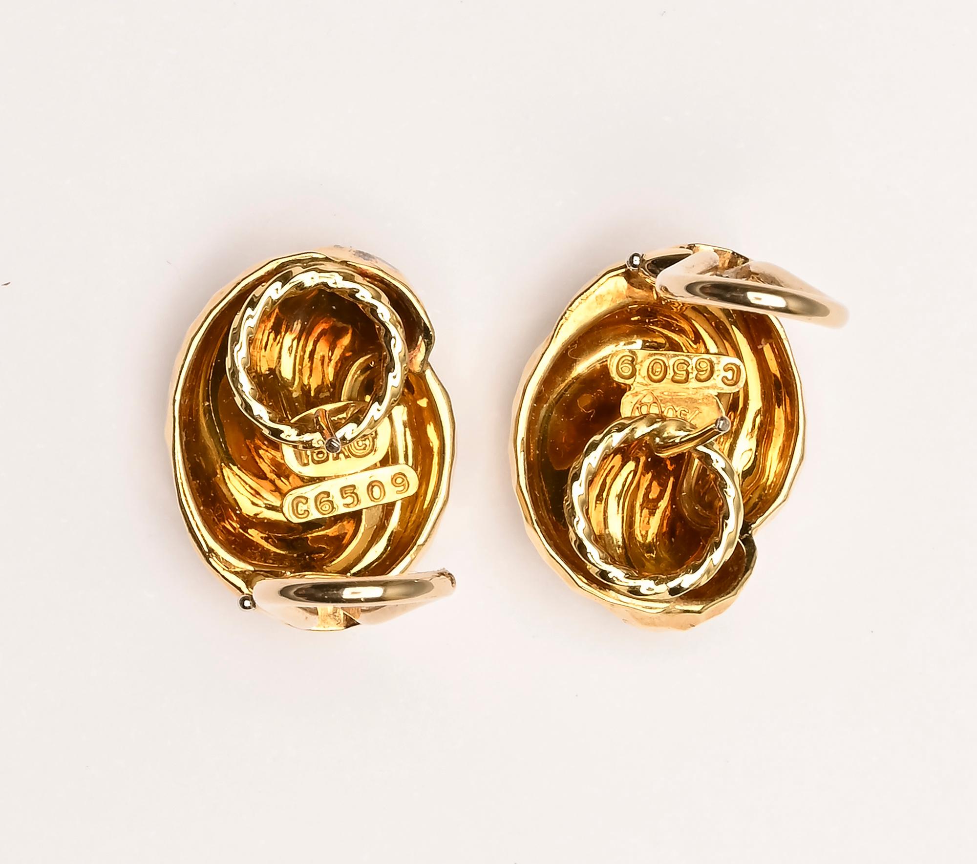 Contemporary Henry Dunay Small Knot Earrings For Sale