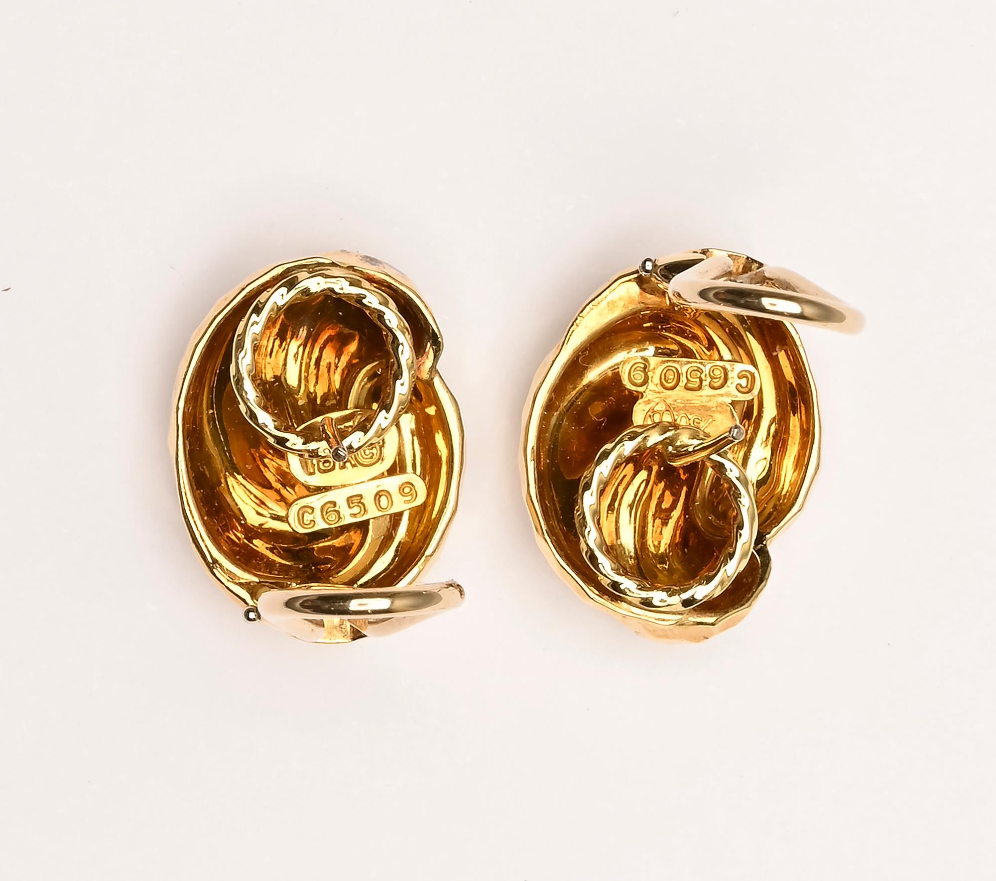 Women's or Men's Henry Dunay Small Knot Earrings For Sale