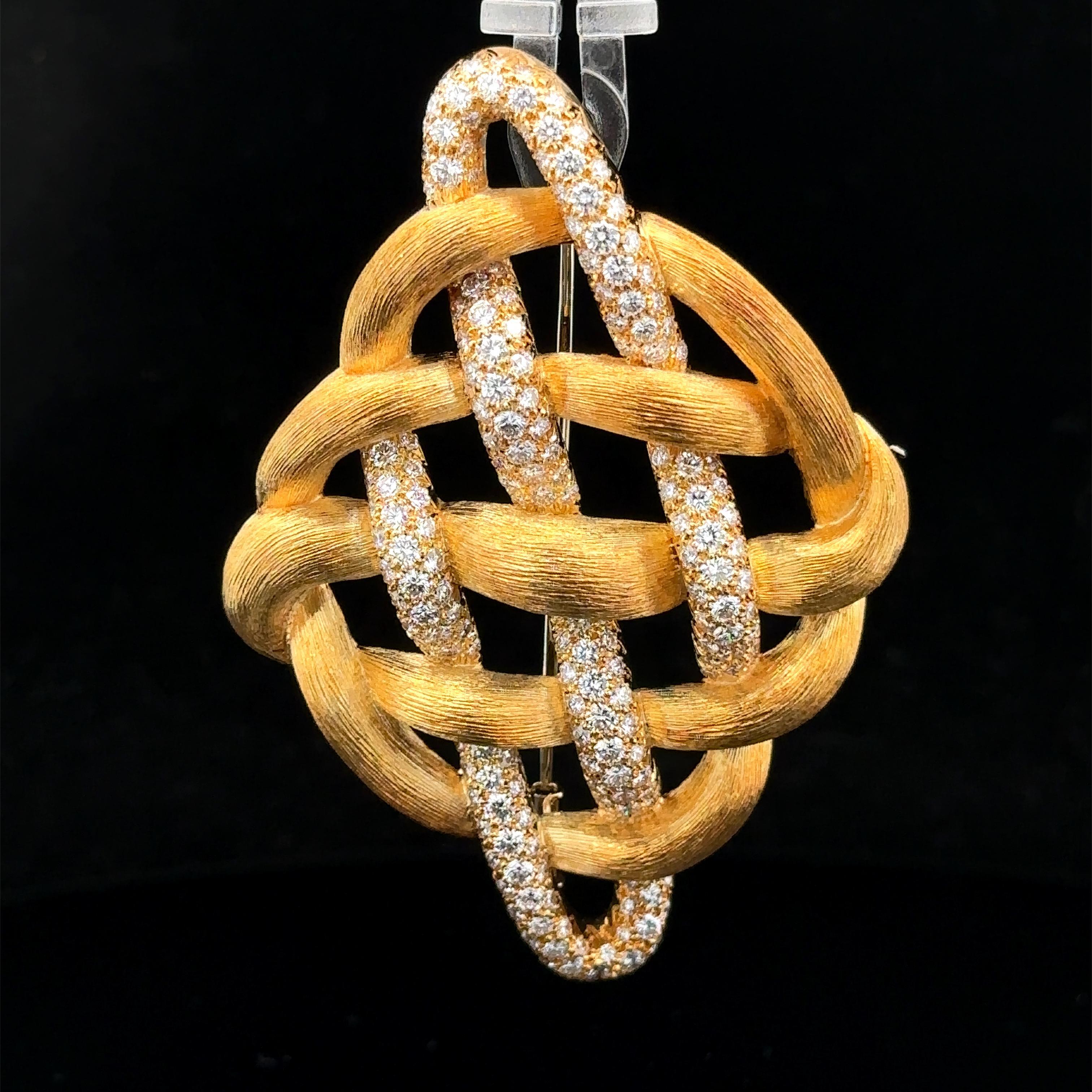 Henry Dunay Broche Sabi en or massif 18 carats, tissée avec diamants 5 carats, finition brossée en vente 5