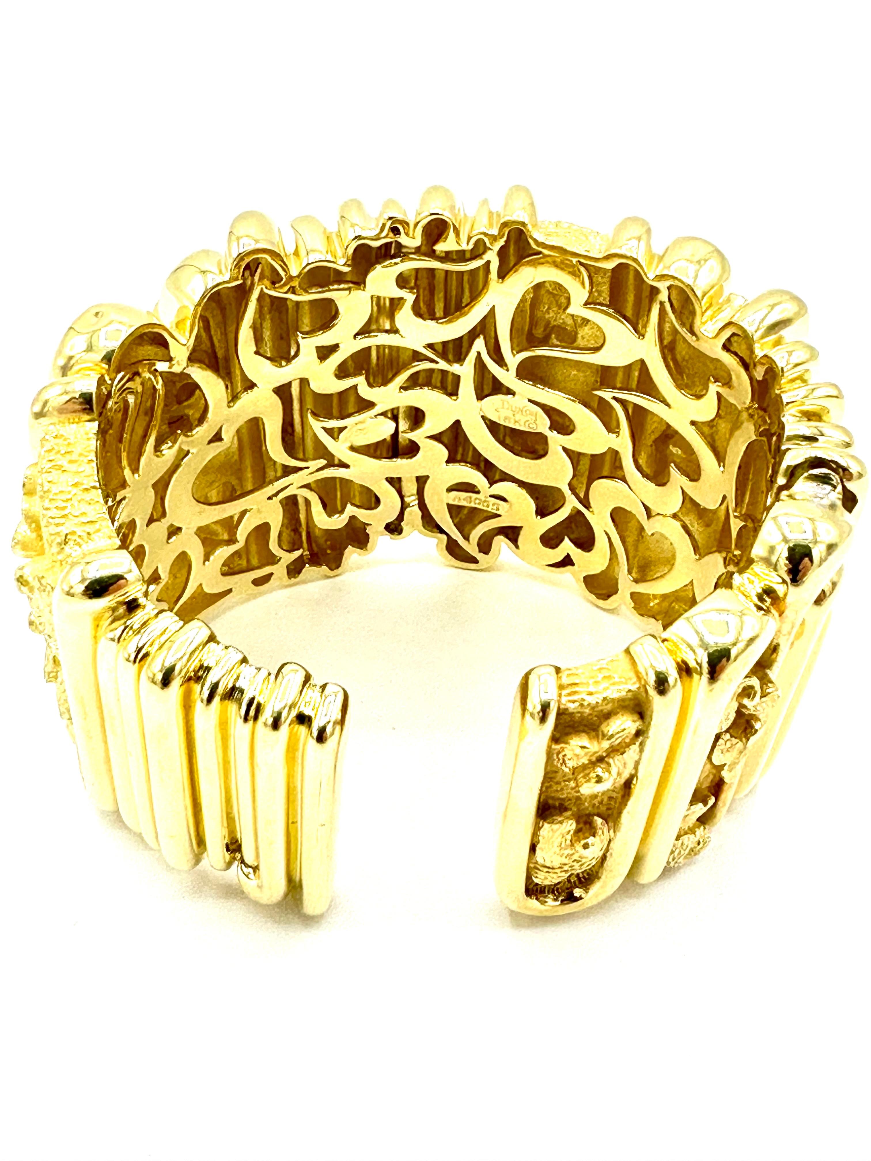 Moderniste Henry Dunay, manchette à motif abstrait en or jaune massif 18 carats en vente
