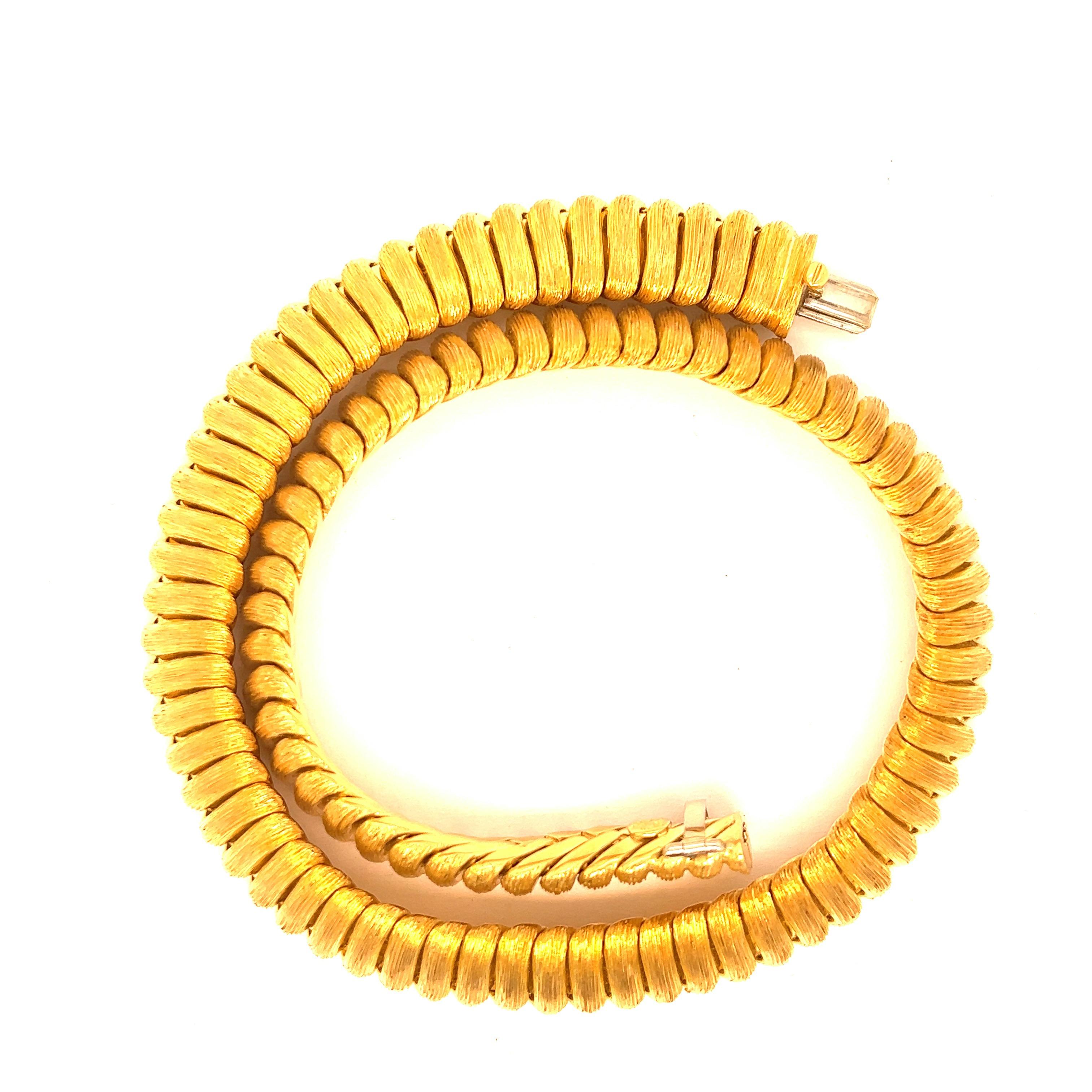 Substantial 18k gold necklace by Henry Dunay, featuring signature brushed finish design. The necklace is 15.5