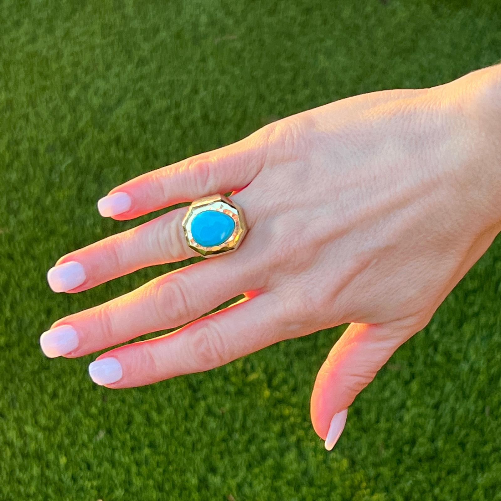 Henry Dunay Turquoise 18 Karat Yellow Gold Hammered Finish Cocktail Ring In Excellent Condition In Boca Raton, FL