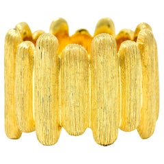 Henry Dunay Vintage 18 Karat Yellow Gold Brushed Bar Band Ring