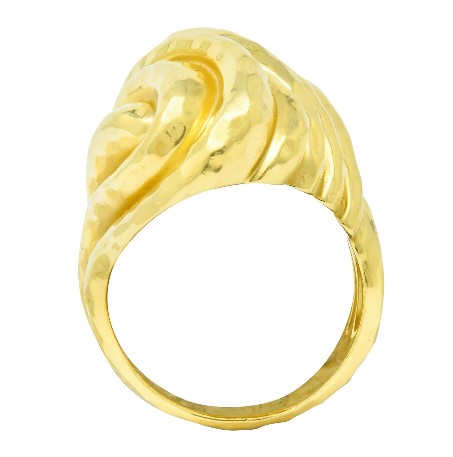 Henry Dunay Vintage 18 Karat Yellow Gold Hammered Swirl Ring, circa 1980s 2