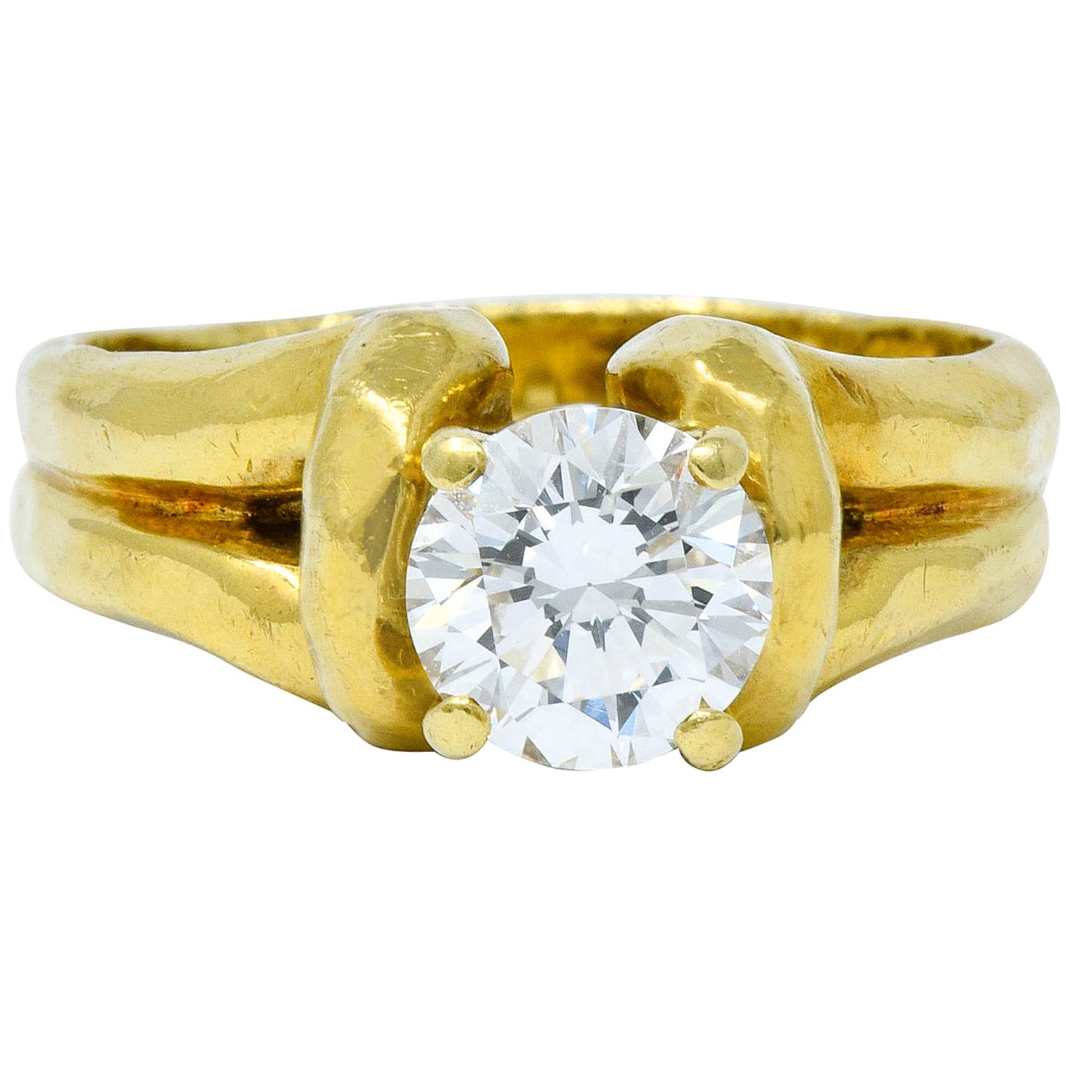 Henry Dunay Vintage Round Brilliant Cut Diamond 18 Karat Gold Engagement Ring