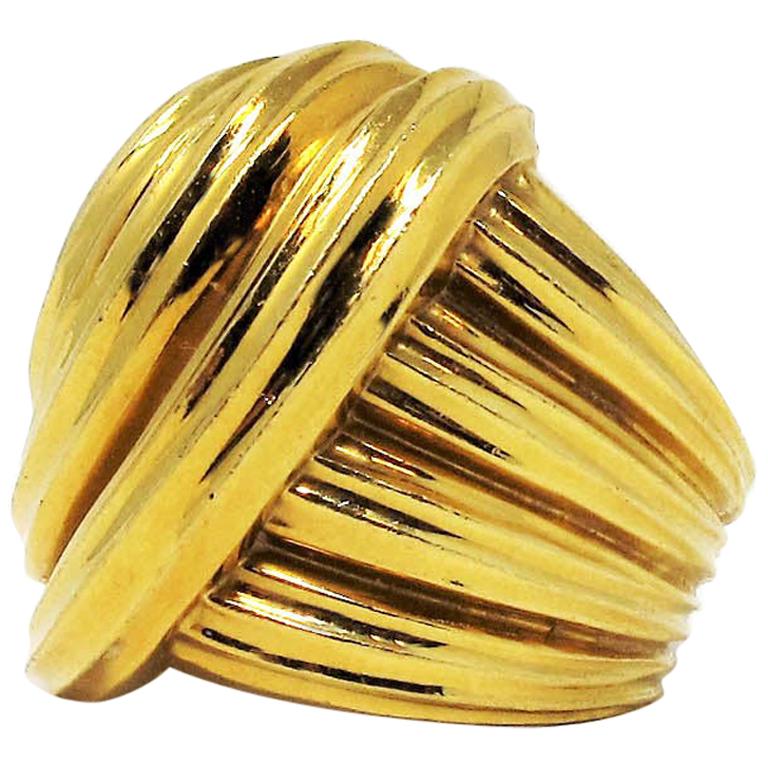 Henry Dunay Wide Ribbed Dome Cocktail Ring in 18 Karat Yellow Gold