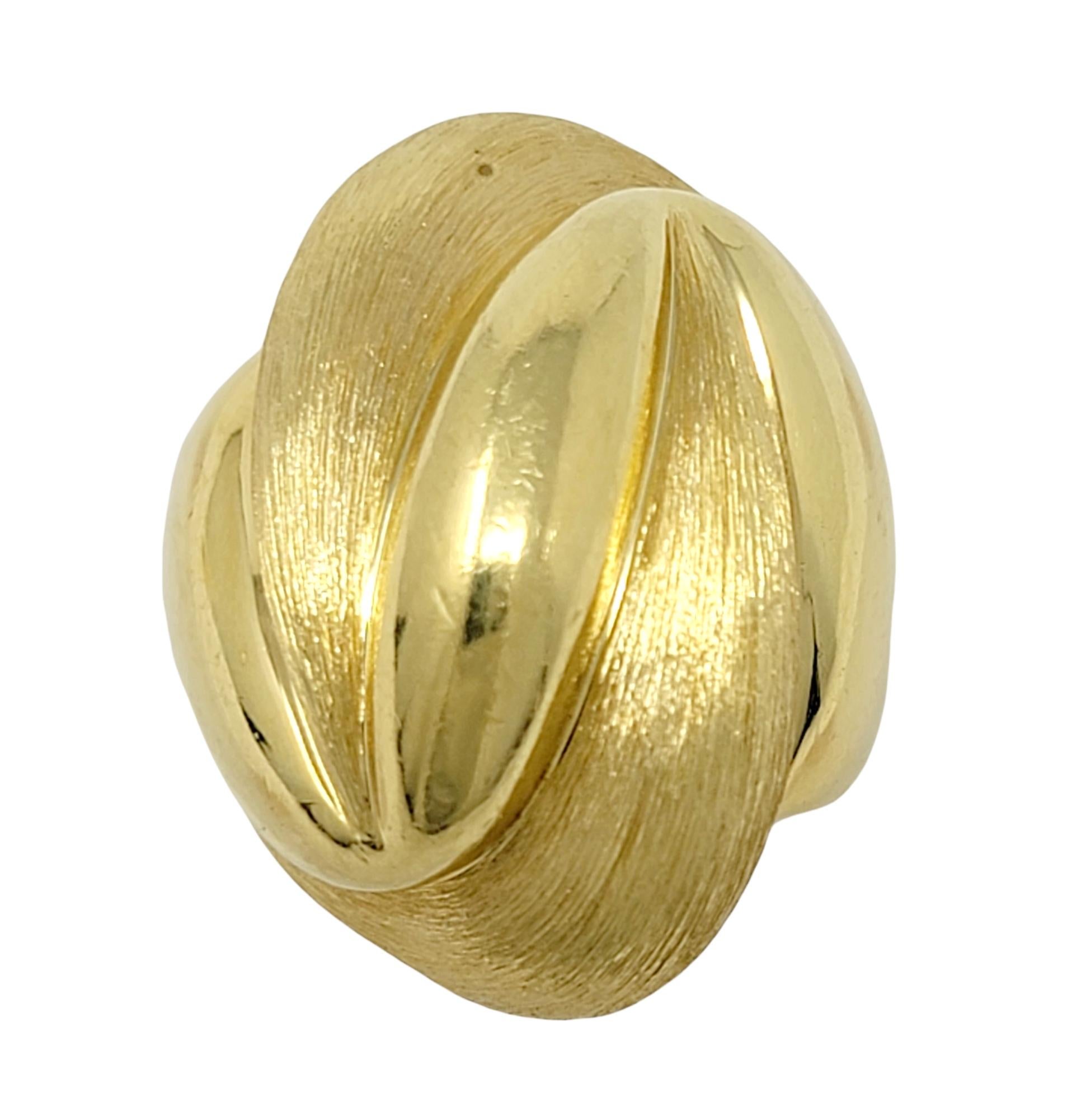 Modern Henry Dunay Wide Ridged Polished and Brushed 18 Karat Yellow Gold Cocktail Ring