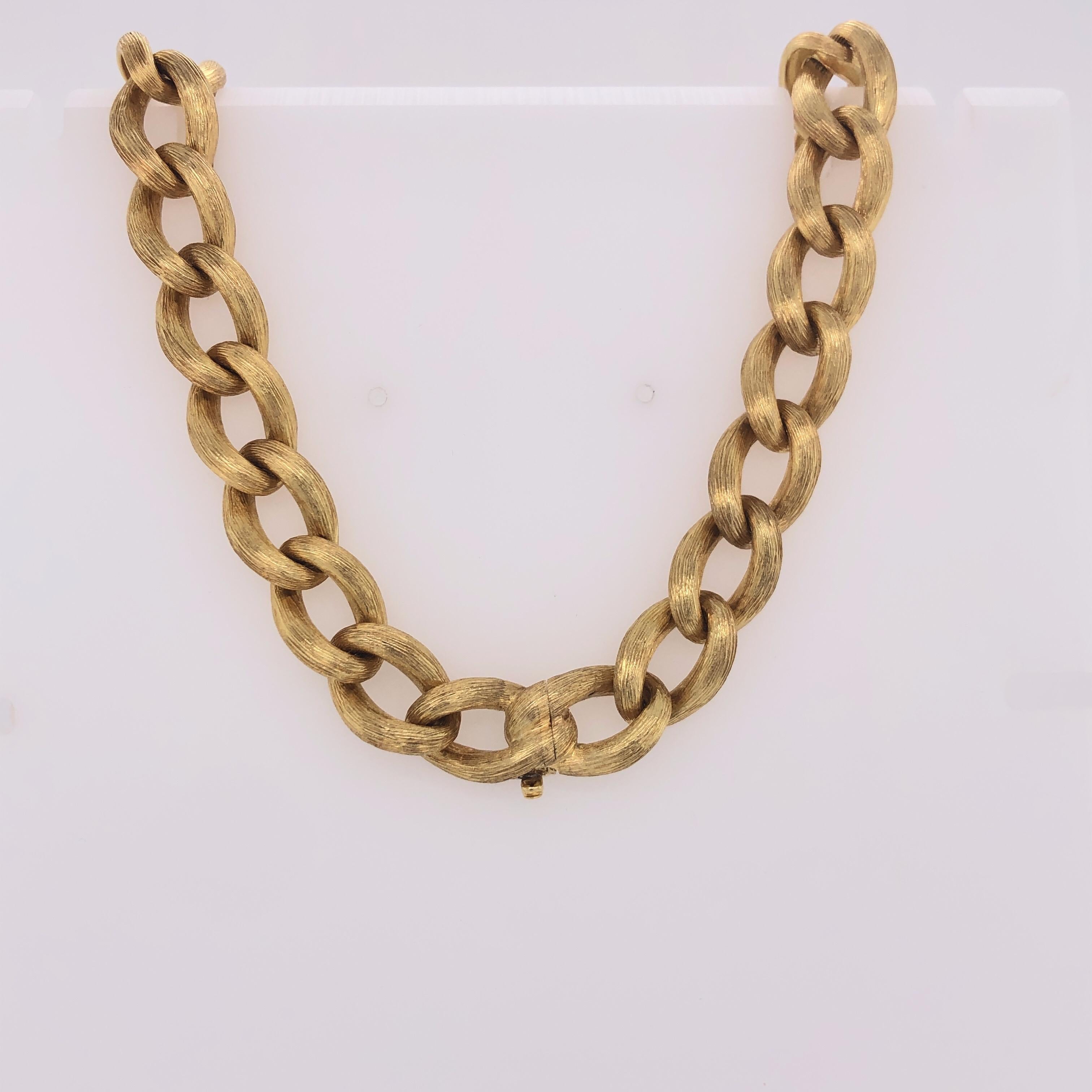 This beautiful 18K Gold Necklace has 11 diamond links and 6.68cts of diamonds. 
Stamped Dunay and 01723 18K and 750.
Exceptional piece, classic look.  