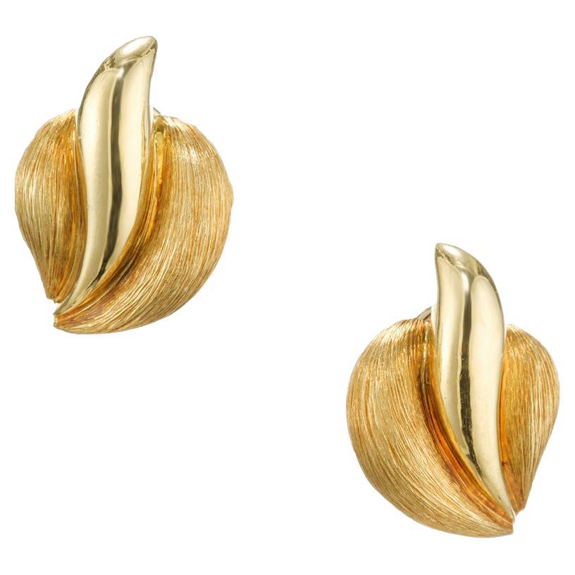 Henry Dunay Yellow Gold Flame Texted Leaf Earrings For Sale
