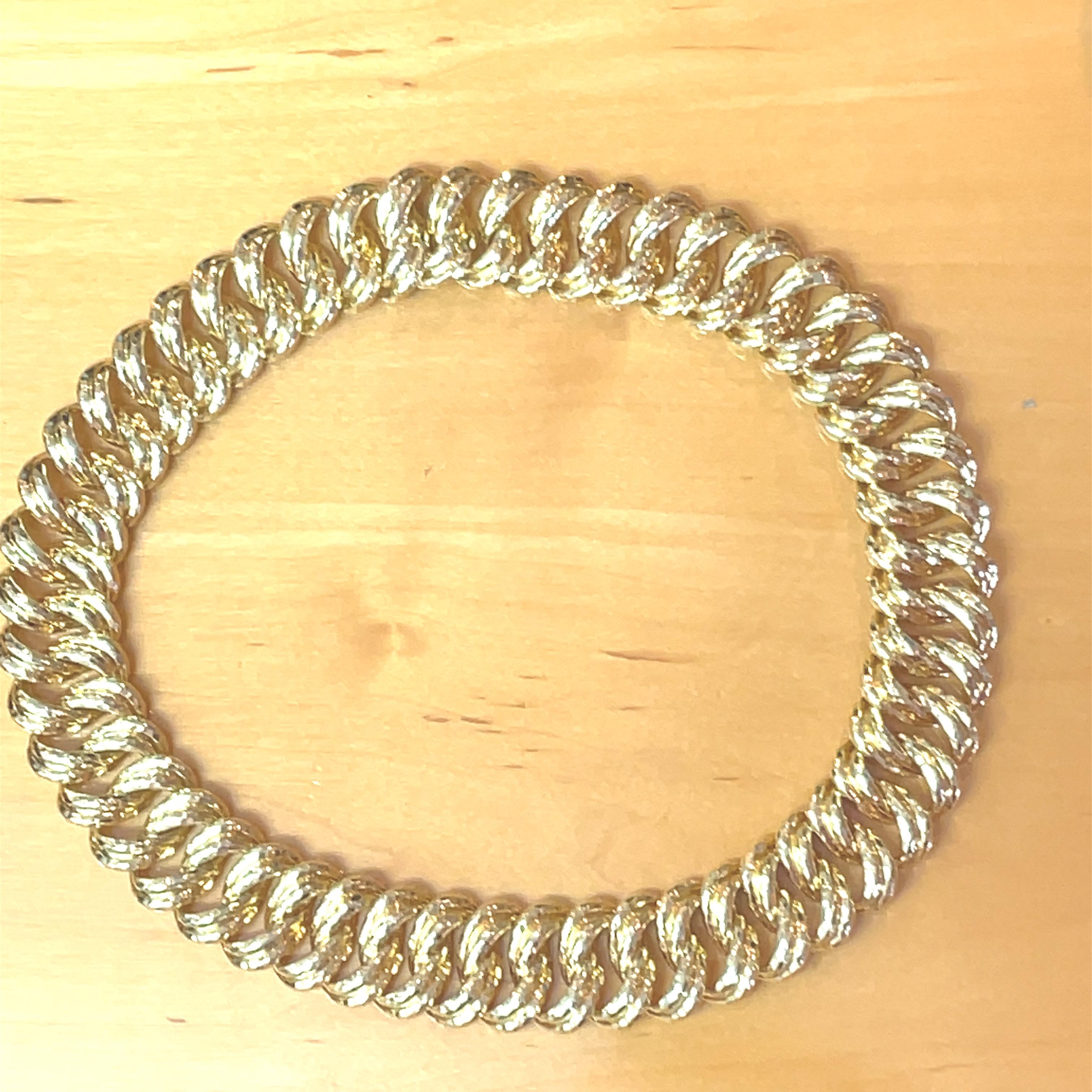 Women's Henry Dunay Yellow Gold Hammered Curb Link Necklace For Sale
