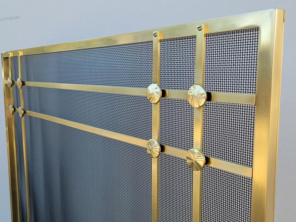 Henry Fireplace Screen in Brass For Sale 2