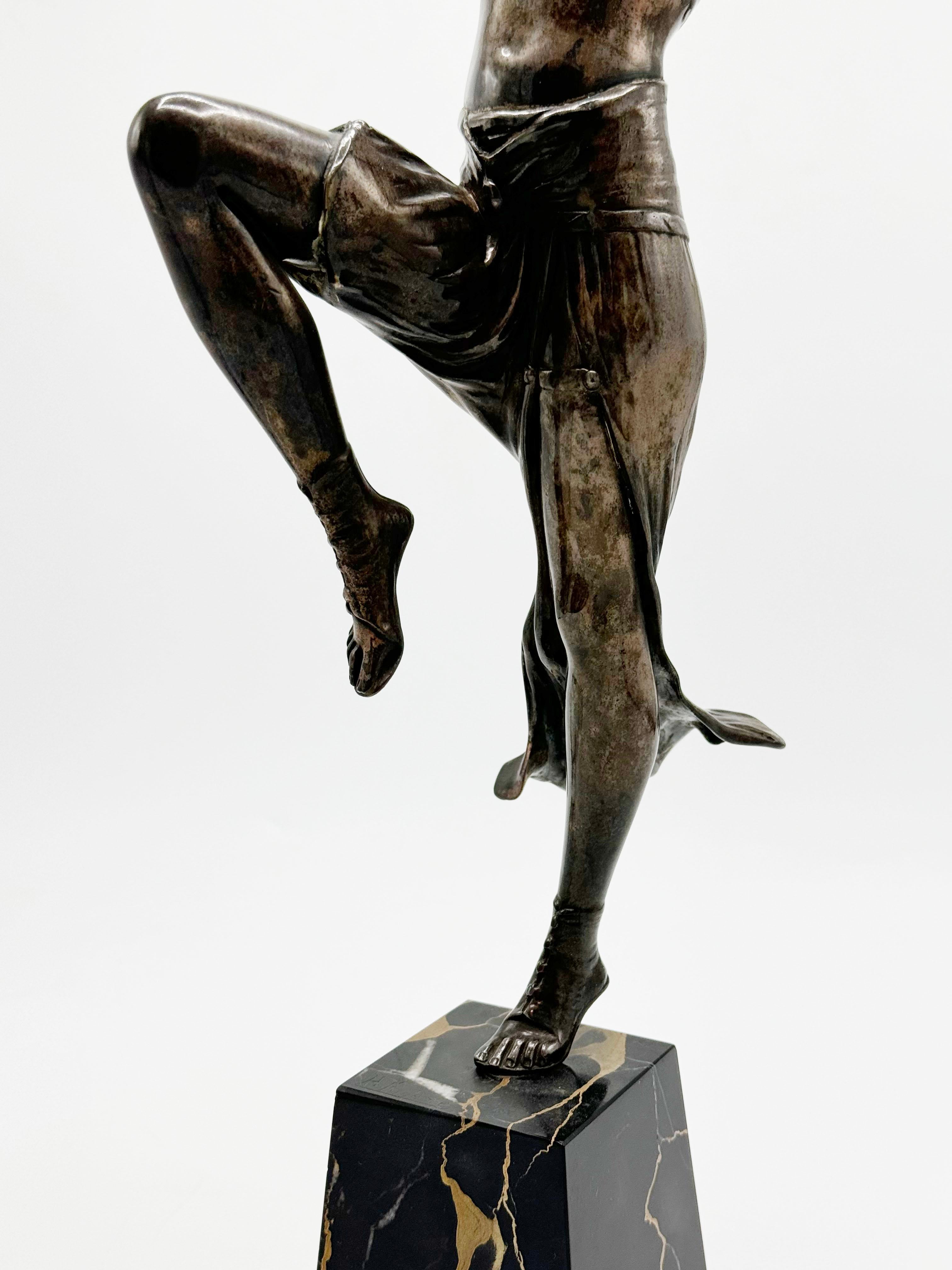 Francese Henry Fugère (1872-1944) Danza egiziana in bronzo, firma H. Fugère sulla base in vendita