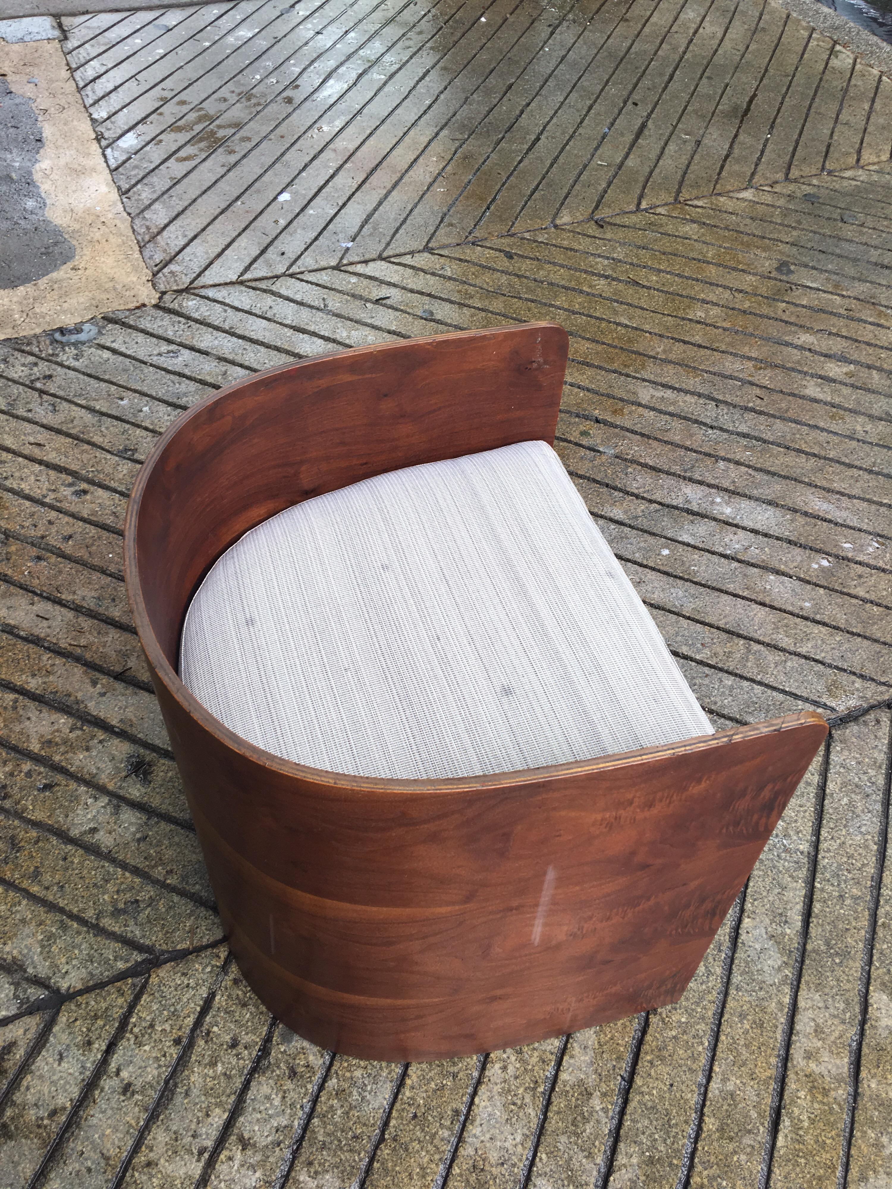 Mid-20th Century Henry Glass Inspired Molded Plywood Tub Chair