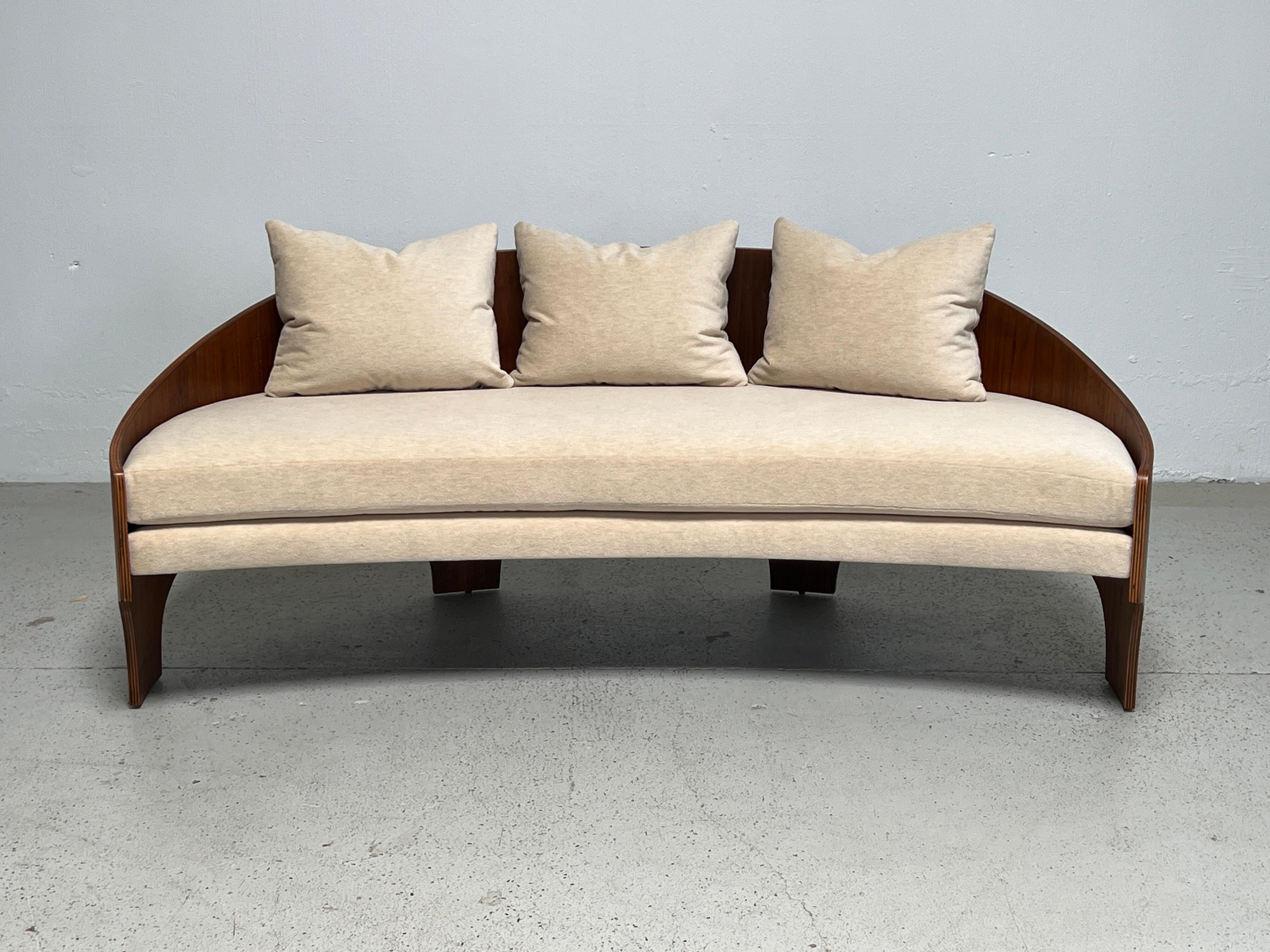 Henry Glass 'Intimate Island' Sofa in Walnut In Good Condition For Sale In Dallas, TX