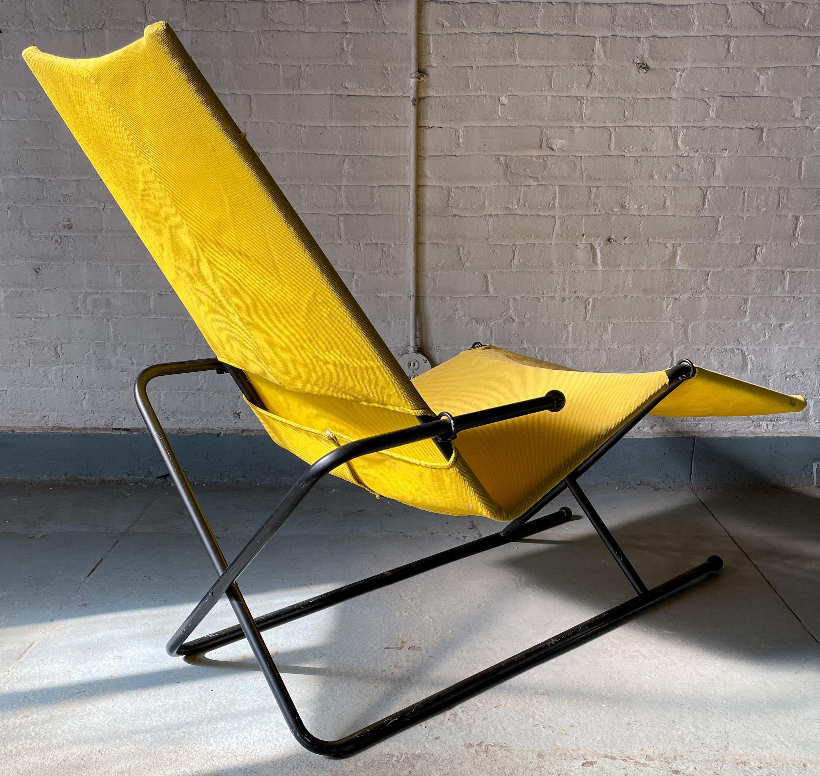 Américain Prototype de chaise pliante « Sling-Line » en verre Henry Glass en vente