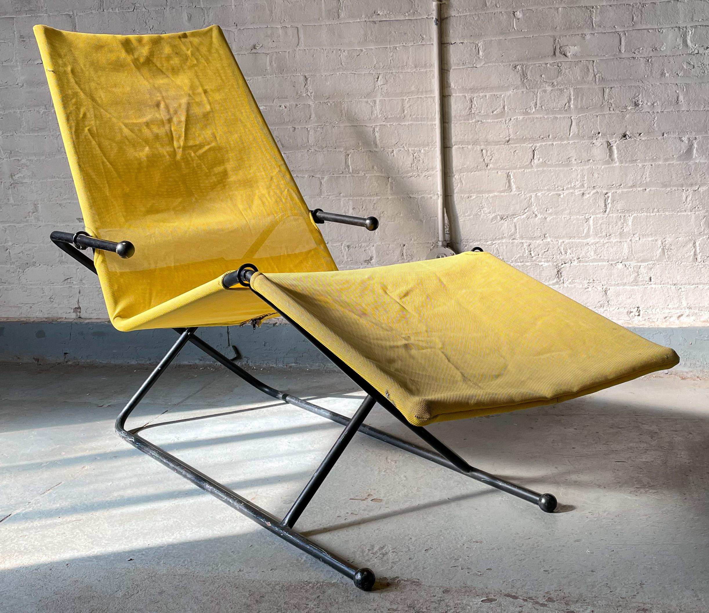 Prototype de chaise pliante « Sling-Line » en verre Henry Glass État moyen - En vente à New York, NY