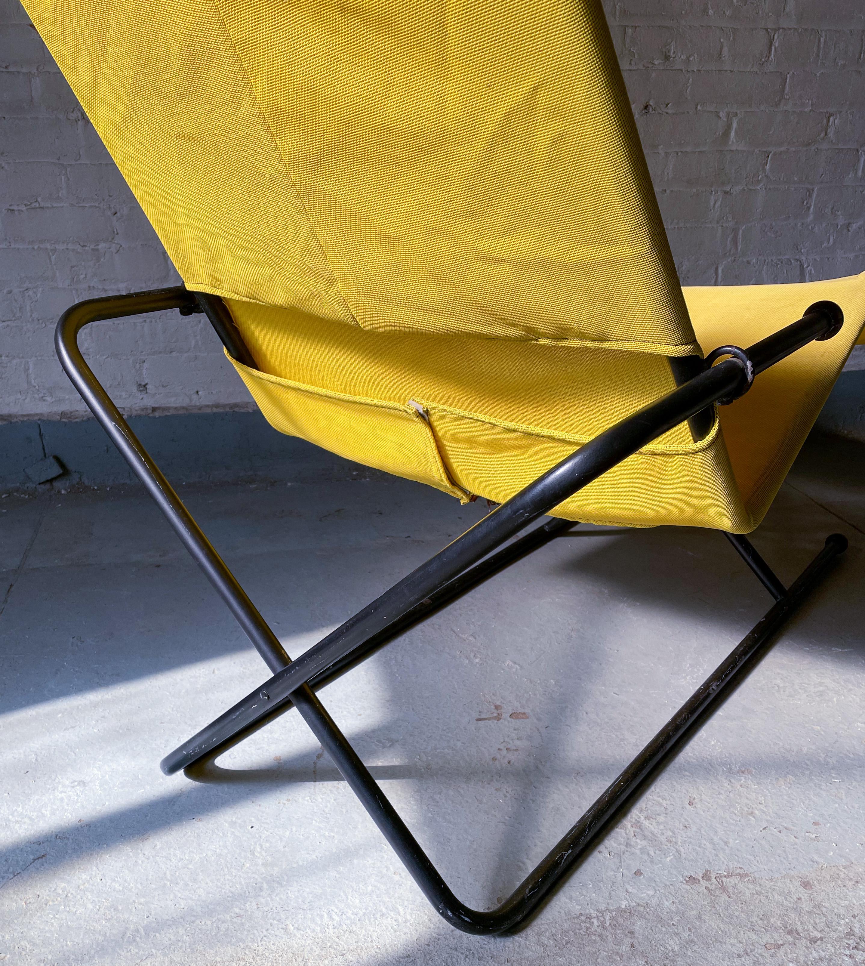 Prototype de chaise pliante « Sling-Line » en verre Henry Glass en vente 2