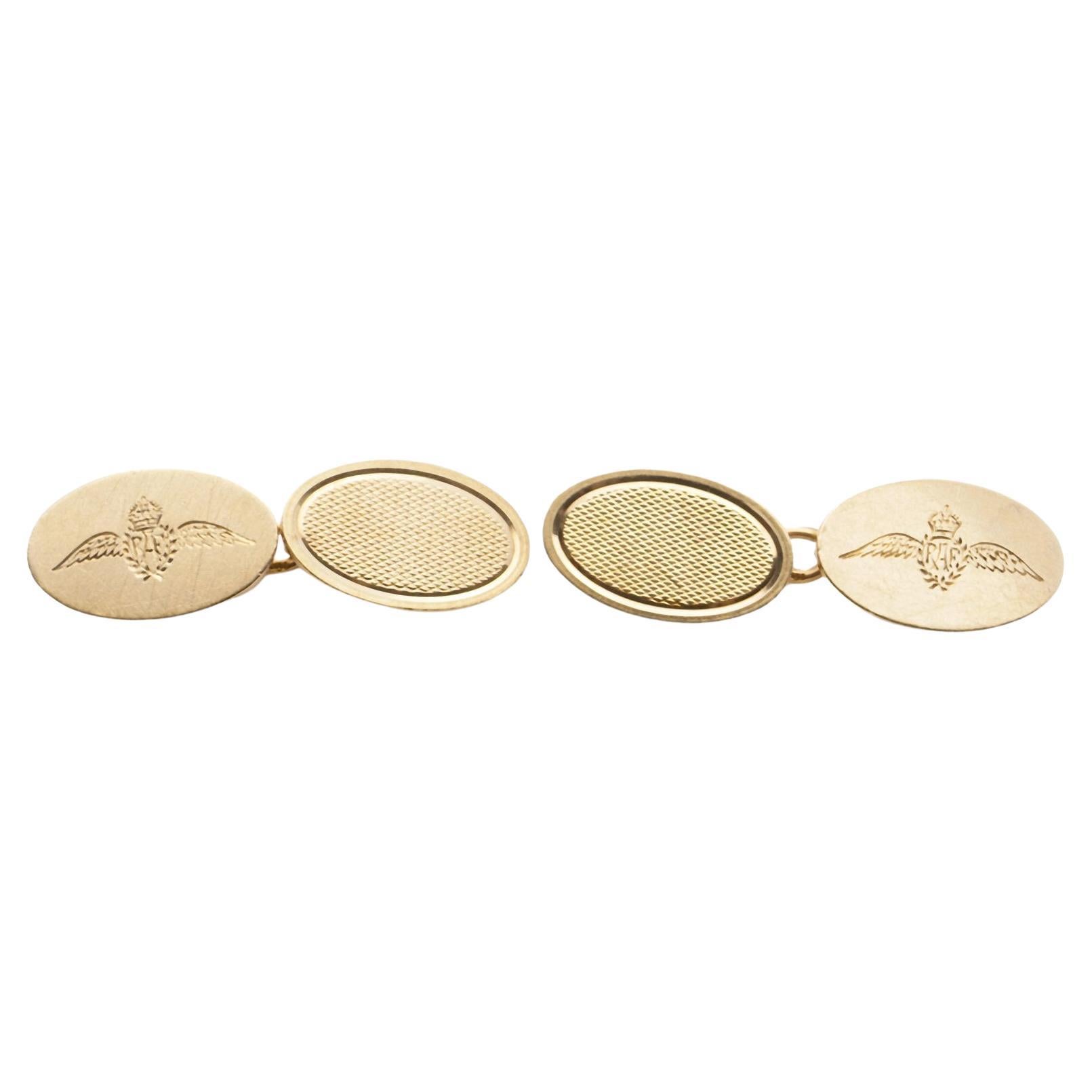 Henry Griffith & Son, paire de boutons de manchette en or jaune 9 carats avec ailes déployées  en vente