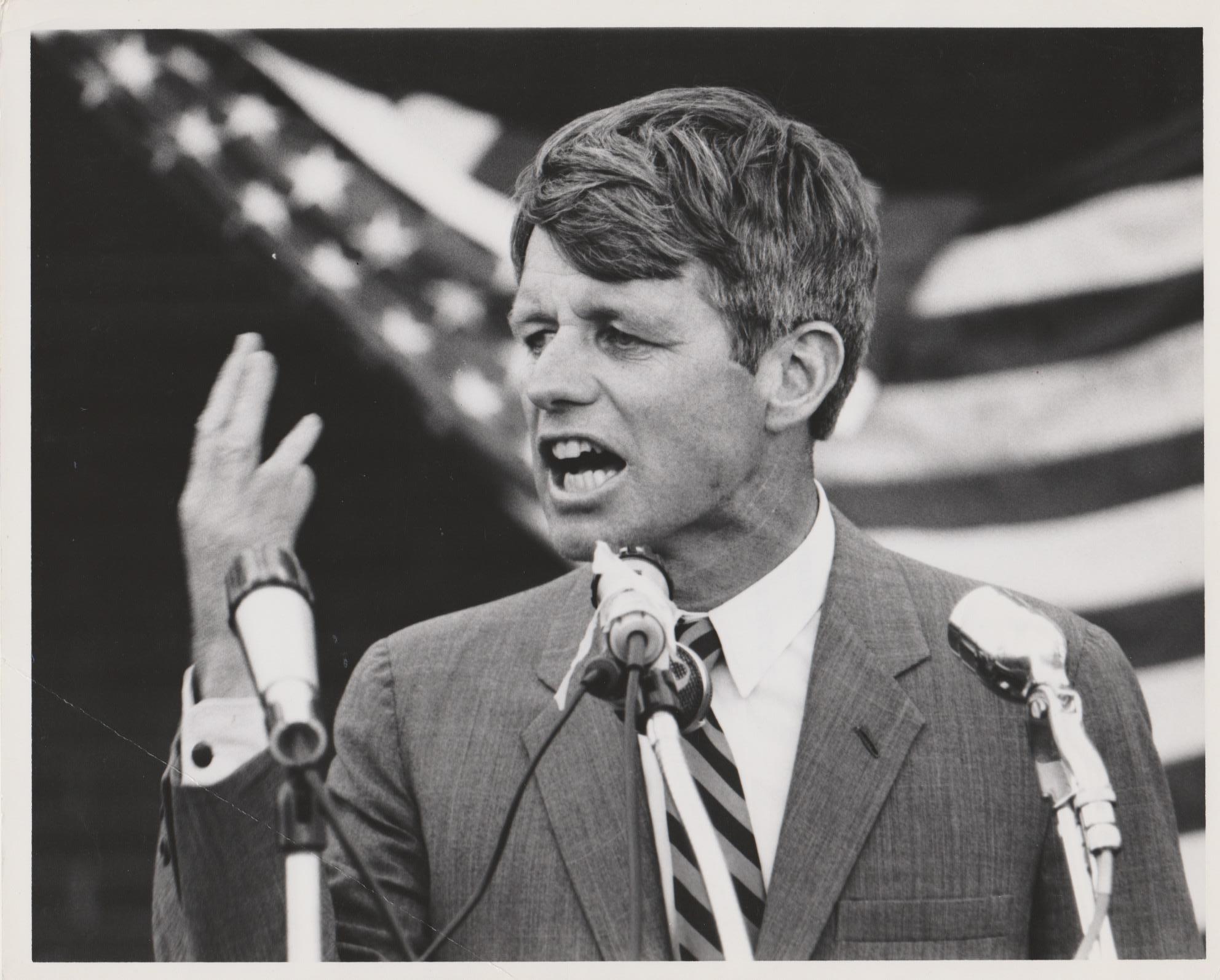 Henry Grossman, Bobby Kennedy (Robert Francis Kennedy (1925-1968)), Campagne électorale, 1968, Vintage