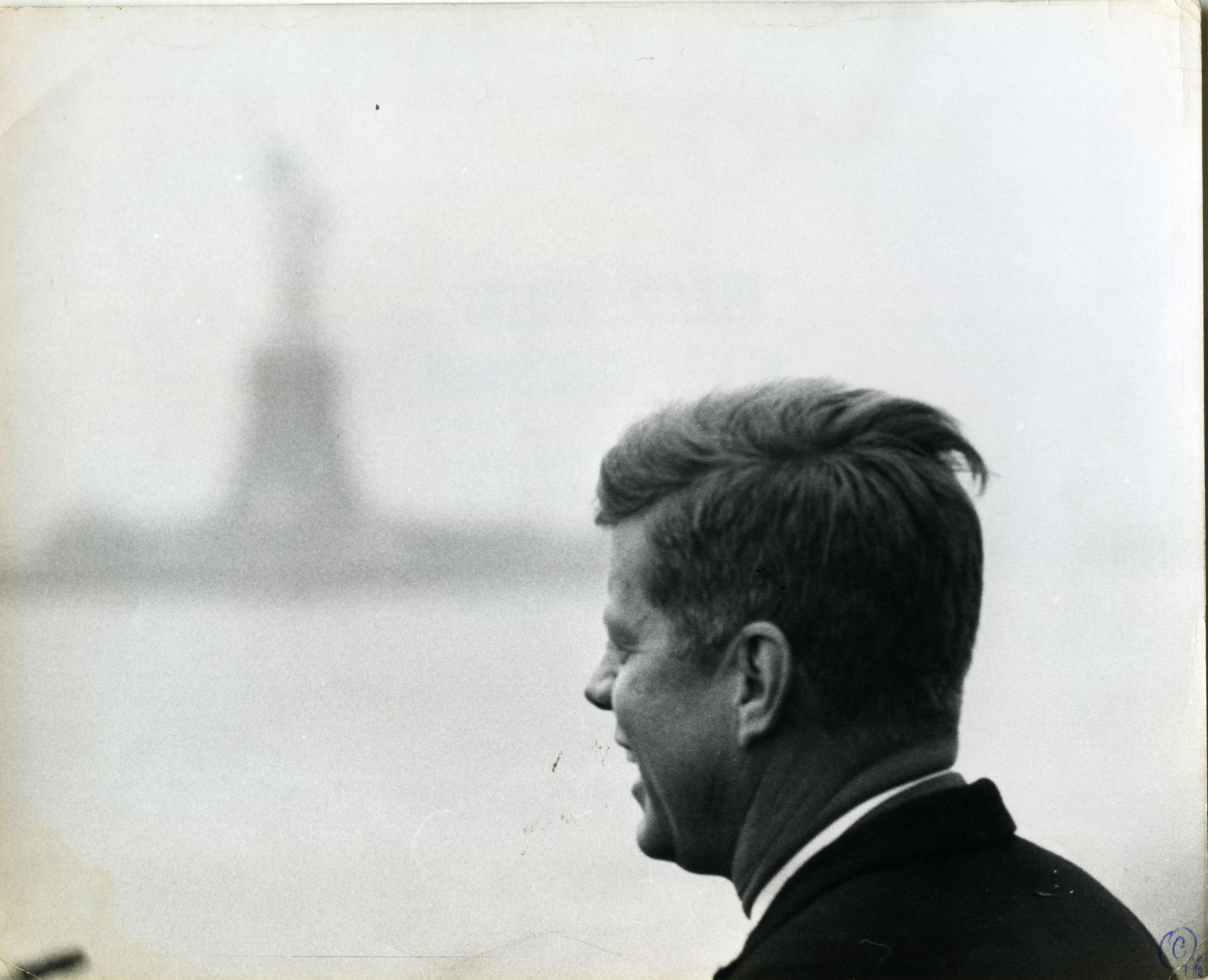 Henry Grossman Figurative Photograph - Magnificent Portrait of John Fitzgerald Kennedy - Press Photo - 1960s