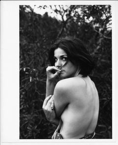 Desnudo - Un reportaje fotográfico de Susan Saint James por Henry Grossmann, hacia la década de 1970.