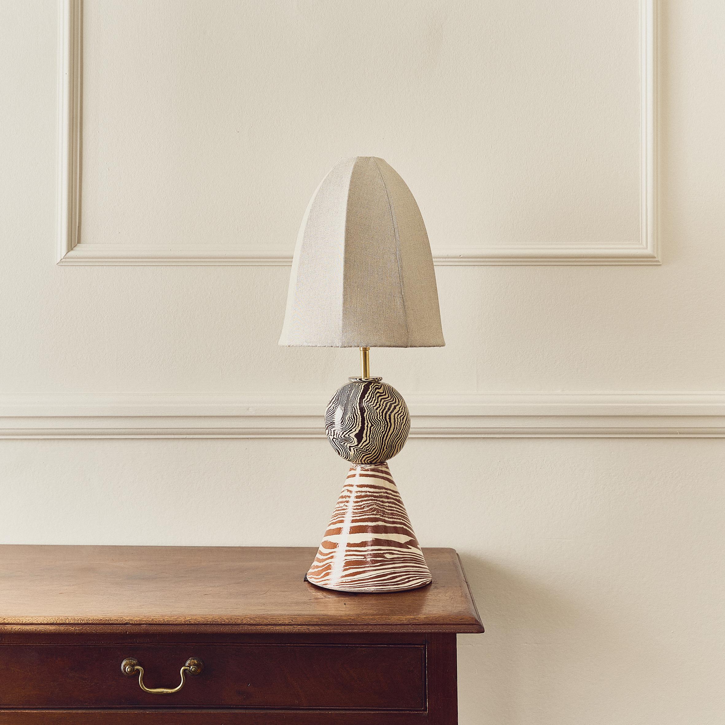 Anglais Lampe à poser bicolore Brown & Terracotta de Henry Holland Studio en vente