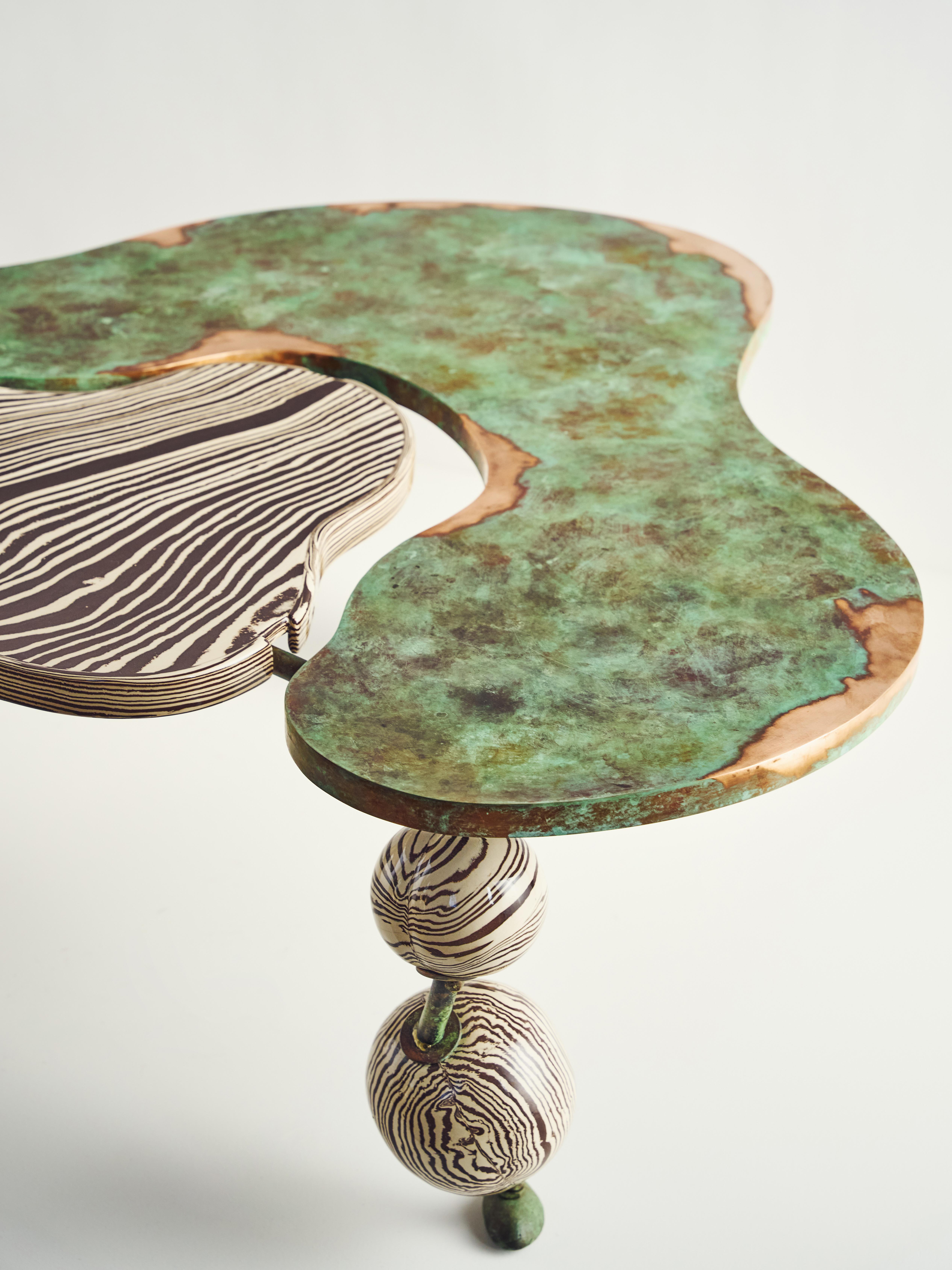 Table basse en bronze et céramique de Henry Holland Studio Nimbo en vente 1