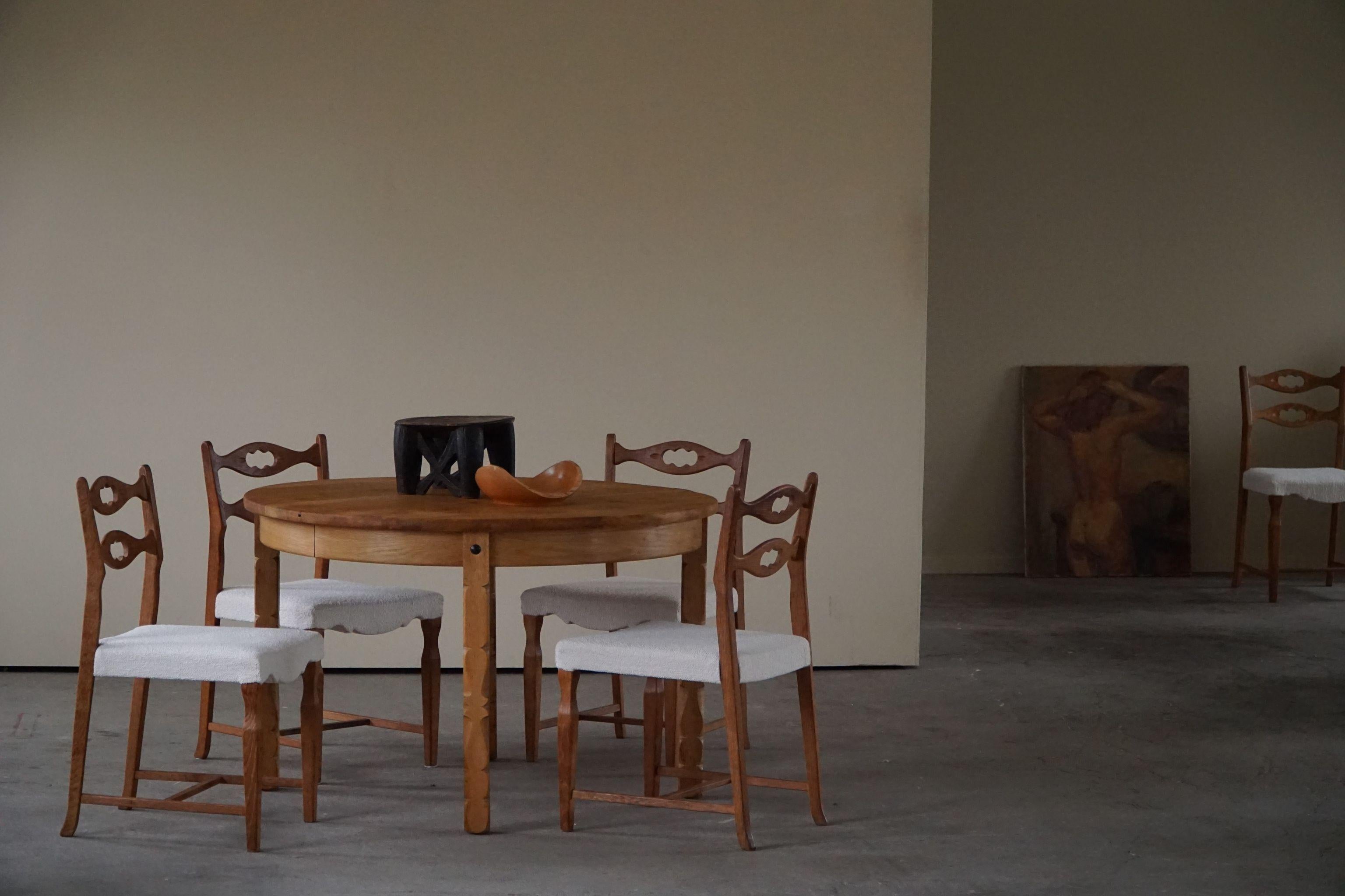 Henning Kjærnulf, Set of 6 Dining Chairs in Oak & Bouclé, Danish Modern, 1960s In Good Condition In Odense, DK