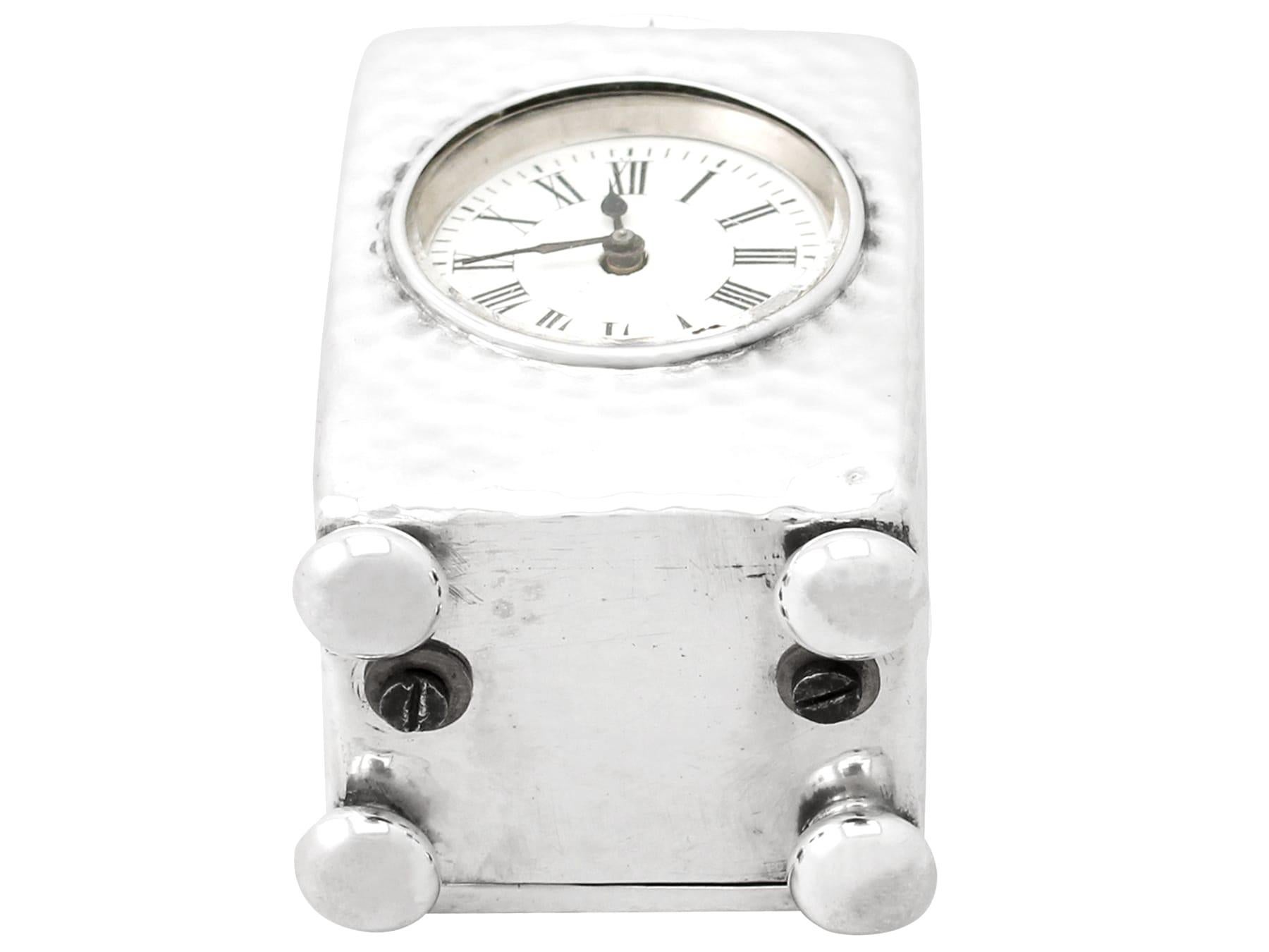 Viktorianische Boudoir-Uhr aus Sterlingsilber von Henry Matthews im Angebot 5