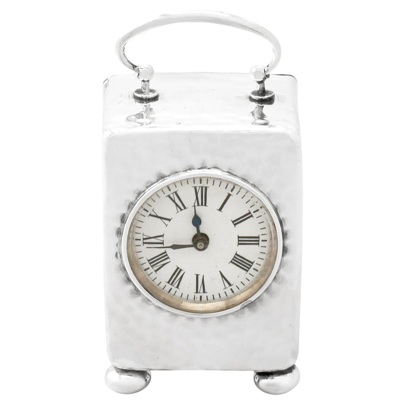 Viktorianische Boudoir-Uhr aus Sterlingsilber von Henry Matthews im Angebot