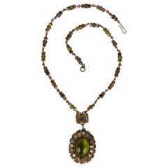 Collana Henry con medaglione in perla e ciondolo in talosel