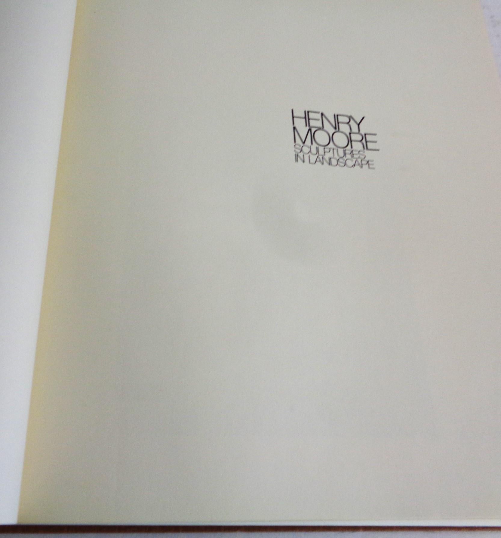 Fin du 20e siècle Sculptures in Landscape de Henry Moore, 1978 Clarkson N. Potter, 1ère édition en vente