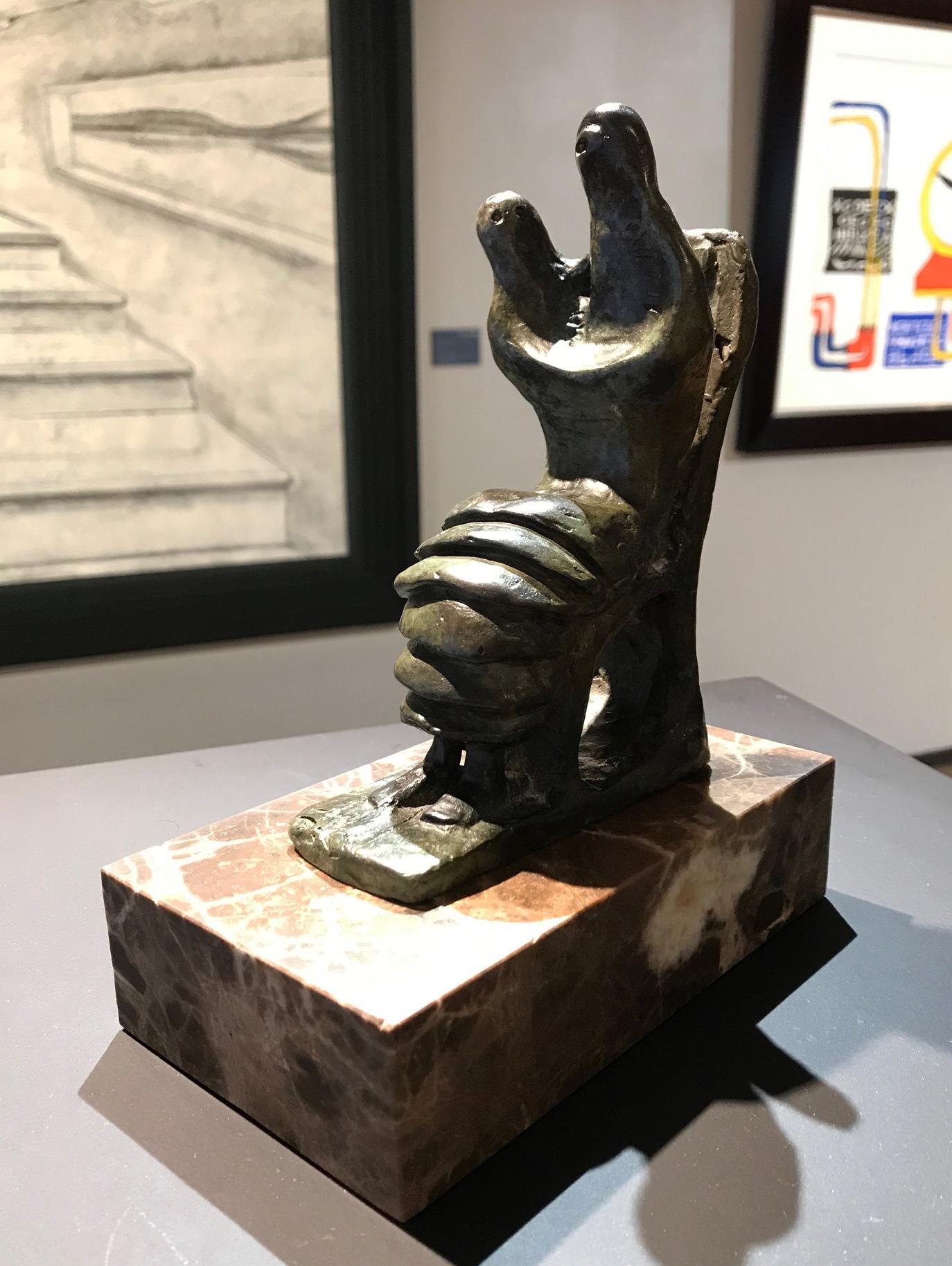Mère et enfant : Jupe à pétales - Henry Moore, sculpture moderne, britannique, petite en vente 5