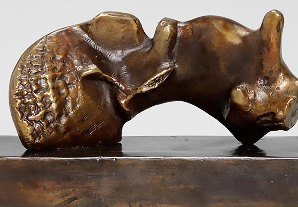 Chica Reclinada: Falda Shell
1980
Bronce con pátina marrón oscura
S. 11 x 18,2 x 7,8 cm (4 3/10 x 7 1/5 x 3 1/10 pulg.)
Edición: 3/9
Firmado y numerado