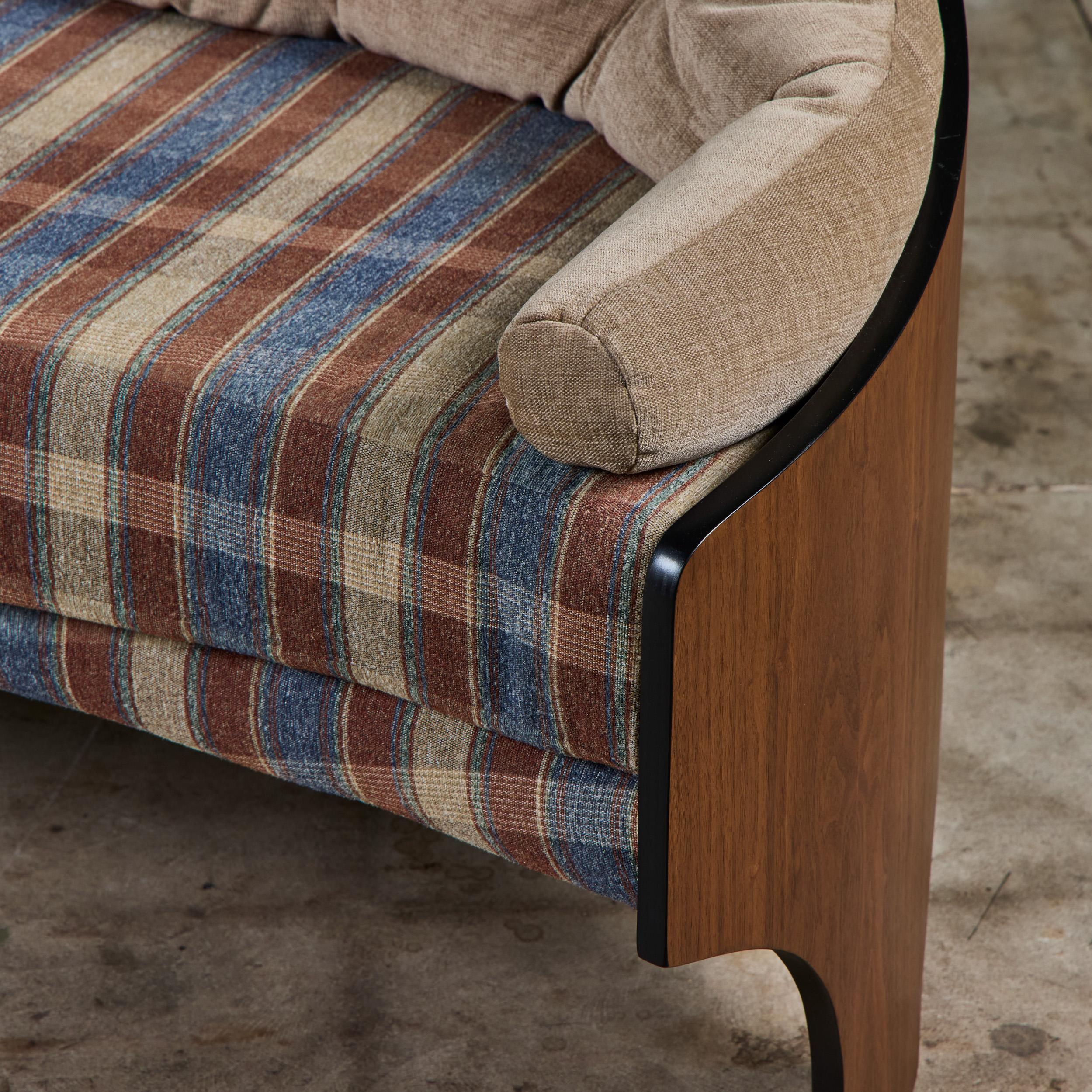 Henry P. Glass 'Intimate Island' Loveseat für Richbilt Furniture im Angebot 7